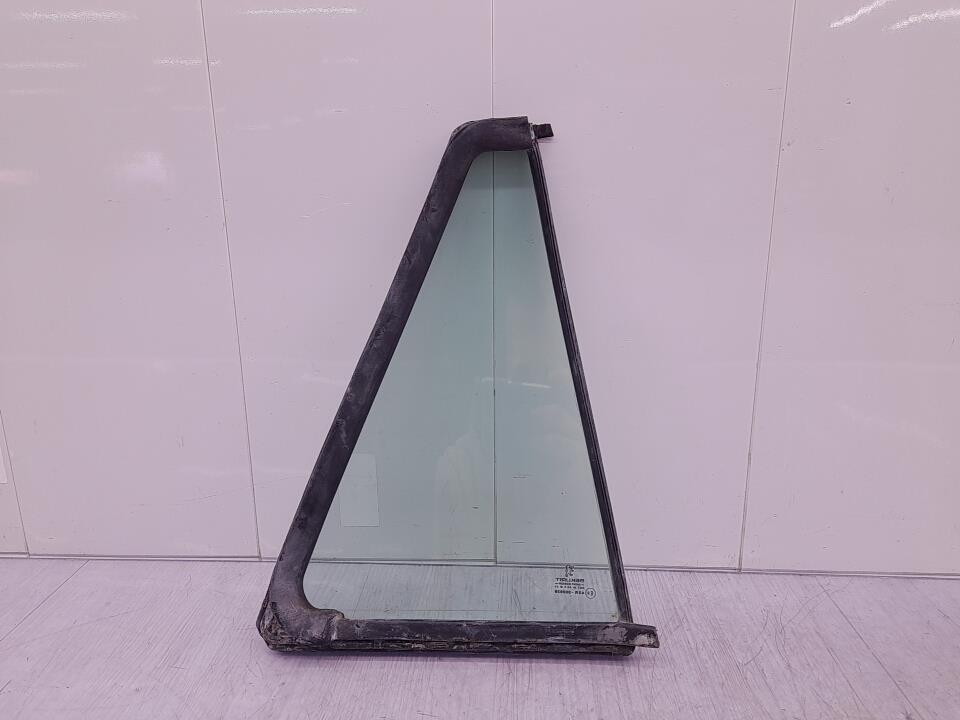 Ventanilla triangular trasera izquierda (puerta) PEUGEOT 406 PHASE 2 BREAK Diésel - 1