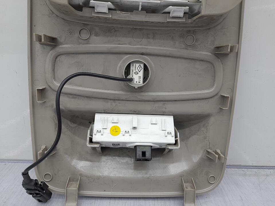 Eclairage de plafonnier RENAULT CLIO 4 PHASE 1 Diesel - 1