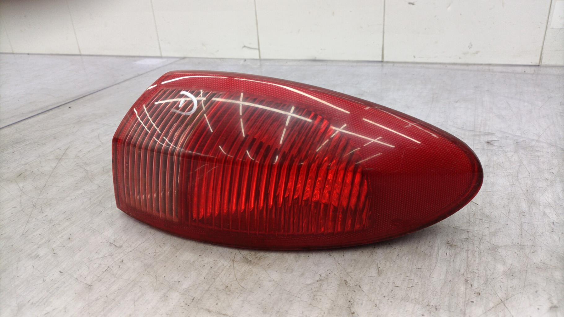 Fanale posteriore principale destro (luci) ALFA ROMEO 147 PHASE 1 Diésel - 1