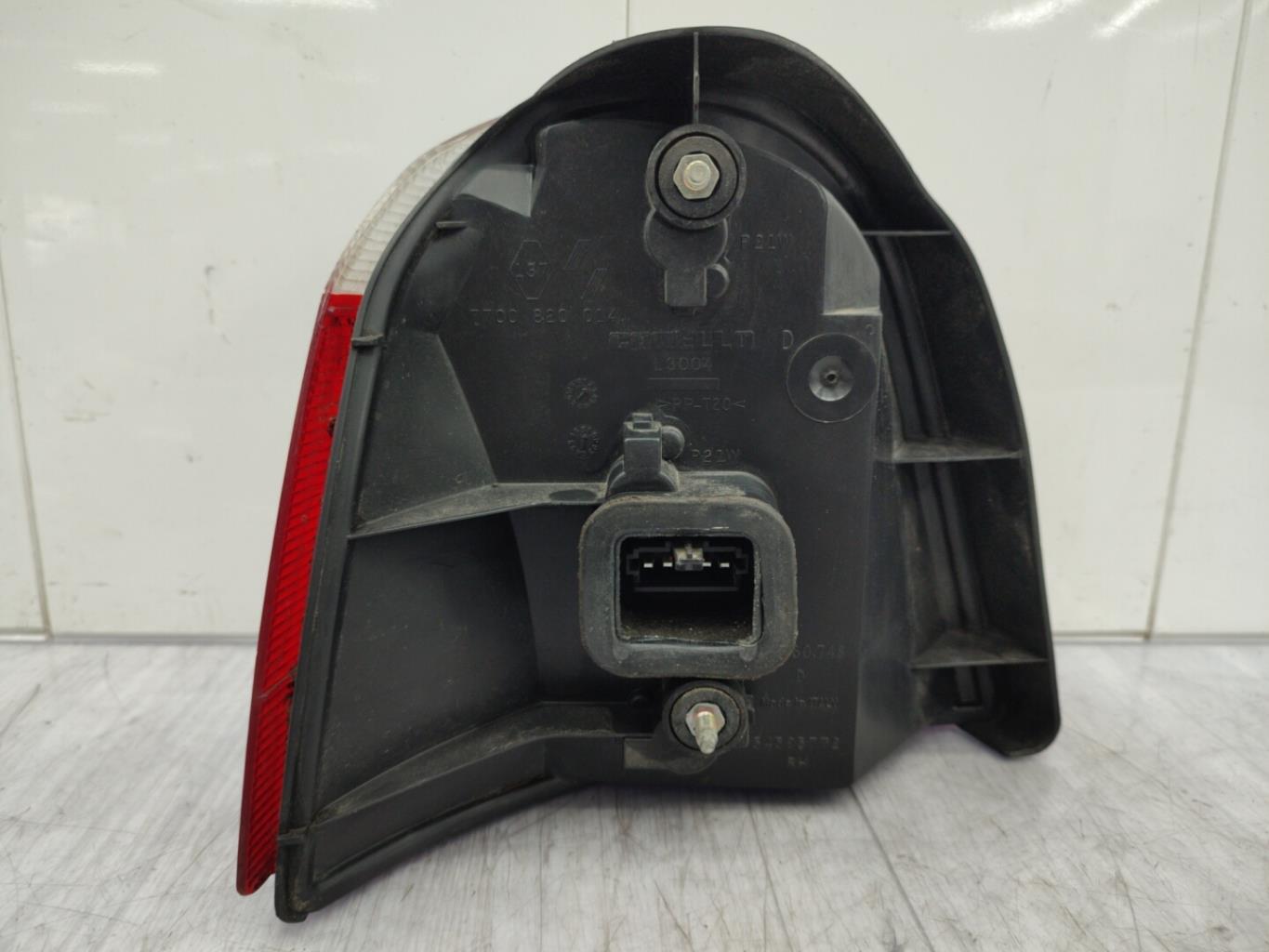 Fanale posteriore principale destro (luci) RENAULT TWINGO 1 PHASE 1 Gasolina - 1
