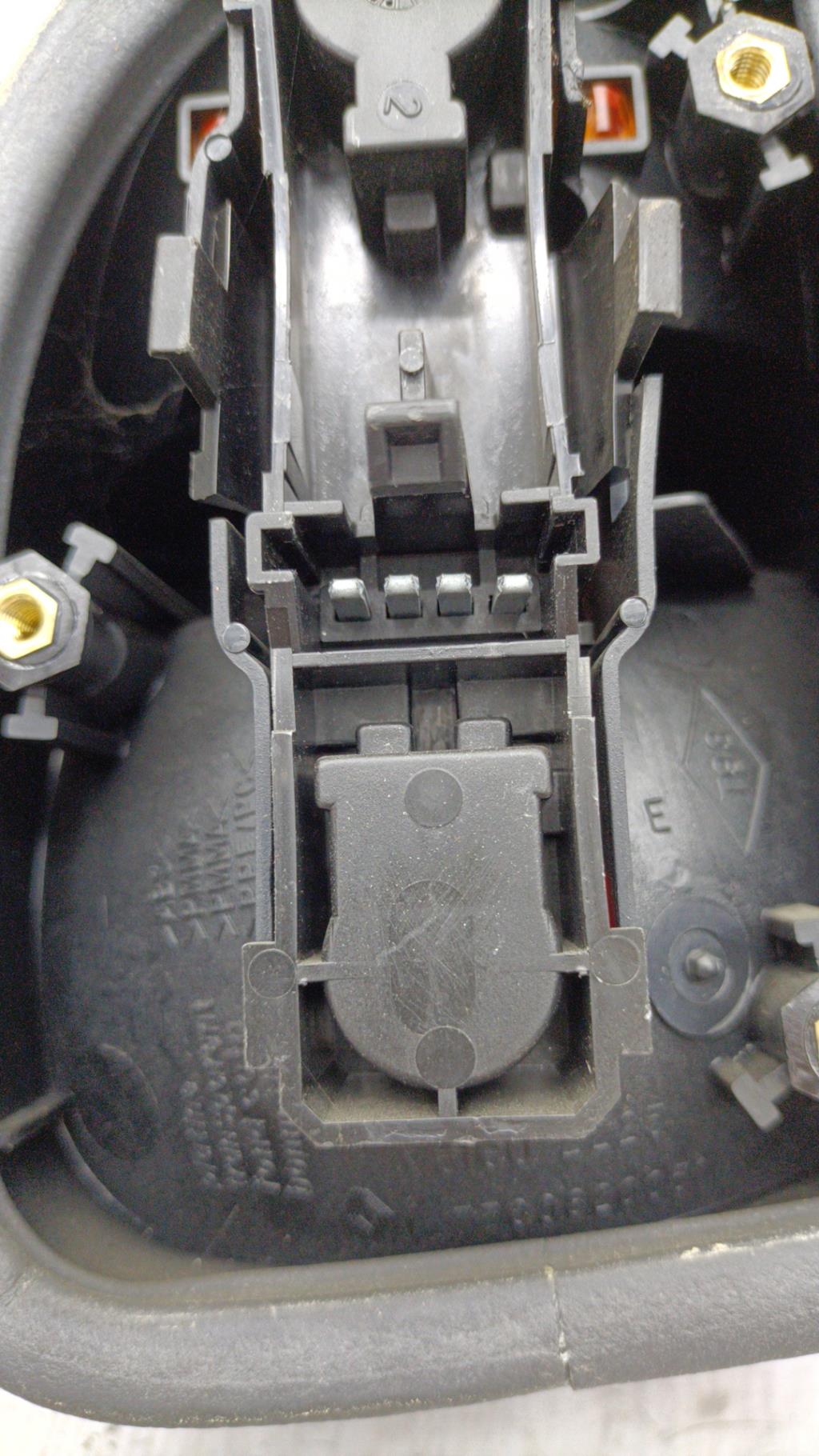 Fanale posteriore principale destro (luci) RENAULT LAGUNA 1 PHASE 1  - 1