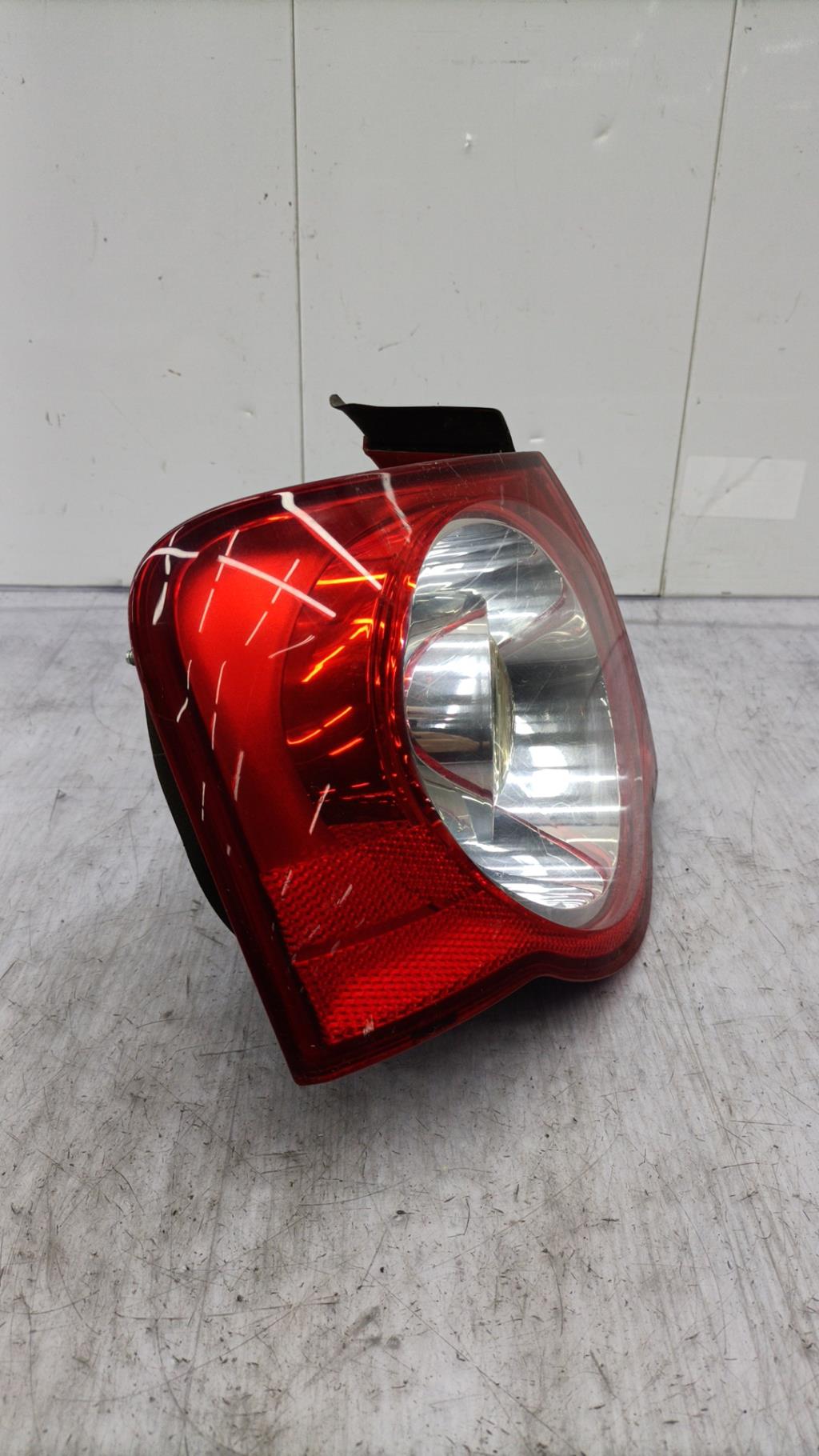 Fanale posteriore principale sinistro (luci) VOLKSWAGEN PASSAT 5 Diésel - 1