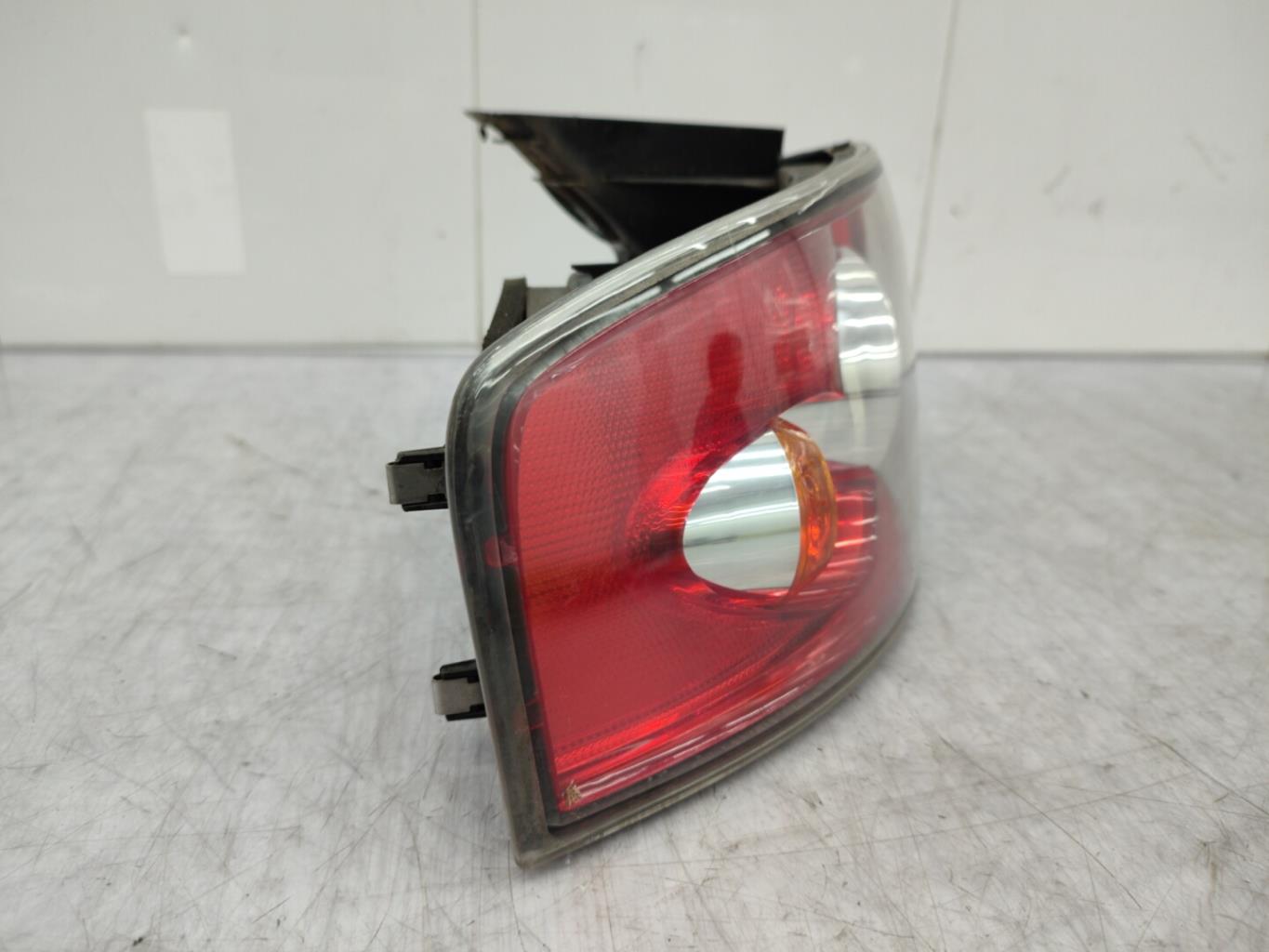 Fanale posteriore principale sinistro (luci) SEAT IBIZA 3 PHASE 1 Diésel - 1