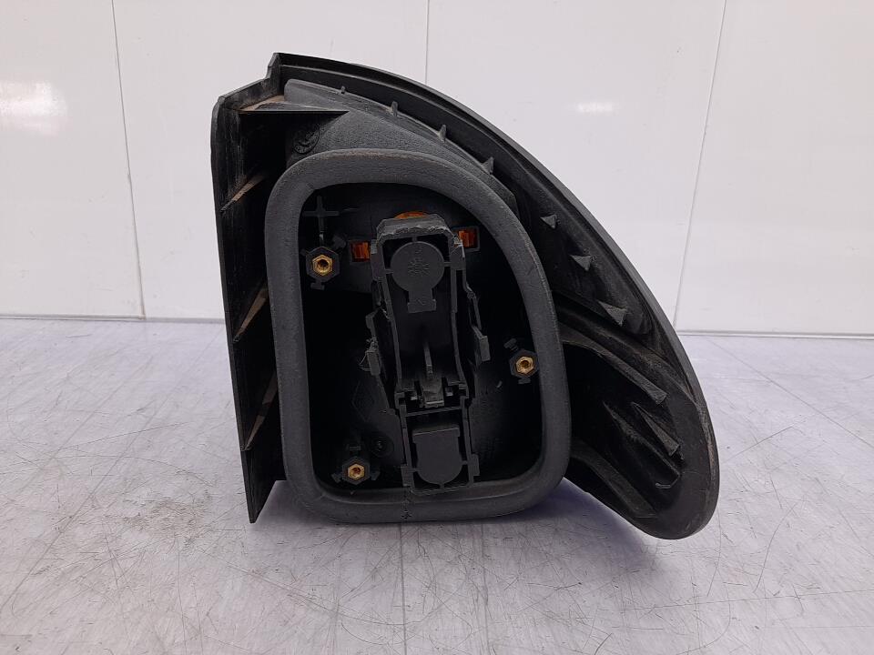 Fanale posteriore principale sinistro (luci) RENAULT LAGUNA 1 PHASE 1 Diésel - 1