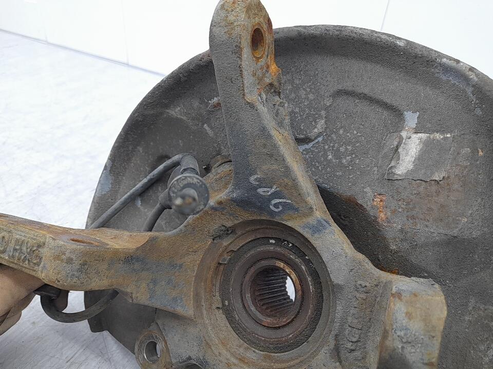 Fusee avant droit VOLVO V 40 1 PHASE 2 BREAK Diesel - 1