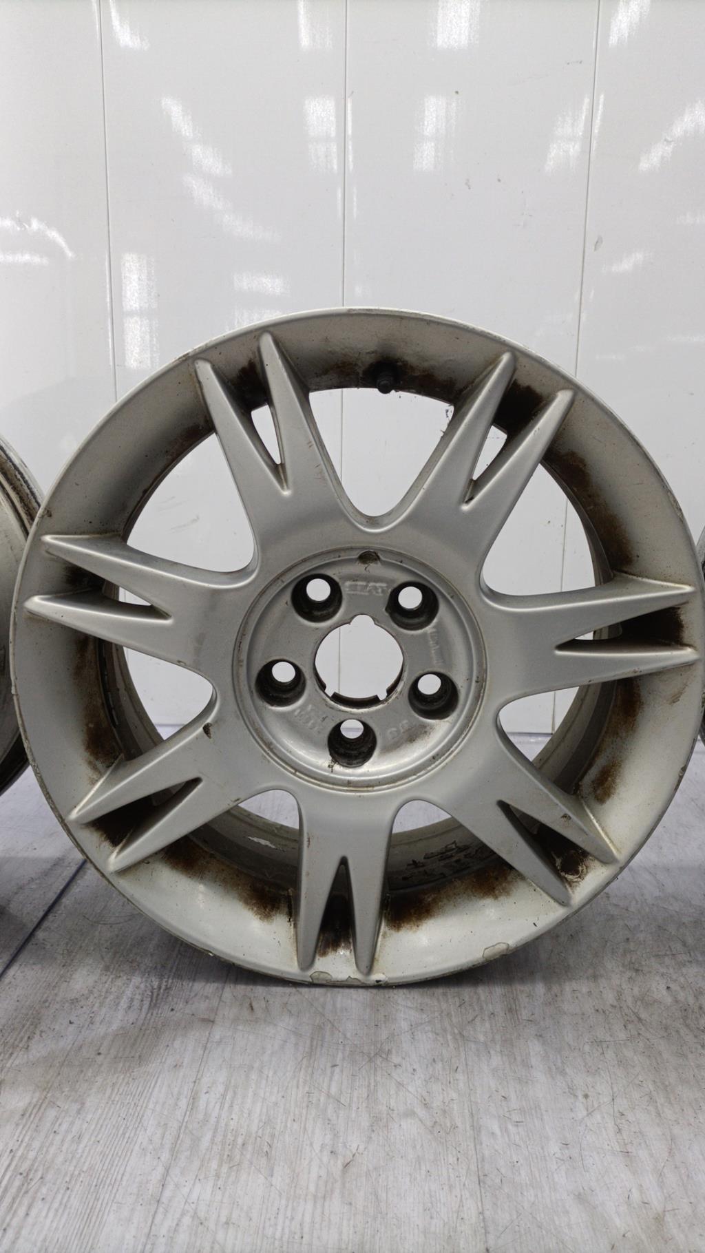 Set di 4 cerchioni SEAT IBIZA 3 PHASE 1 Diésel - 1