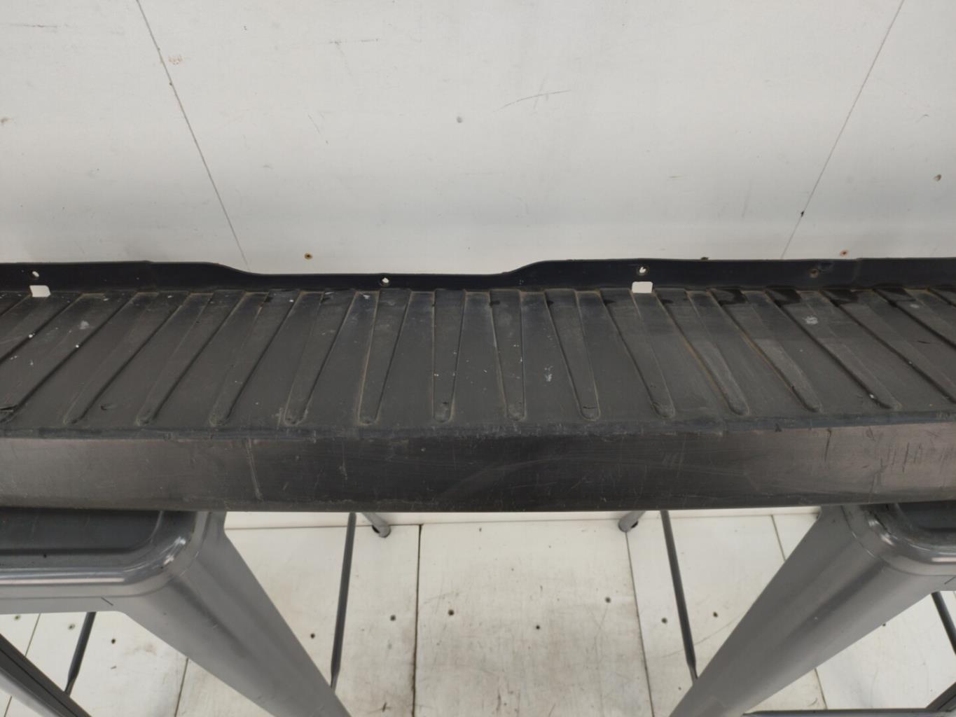 Pare choc arriere FORD TRANSIT  - 1