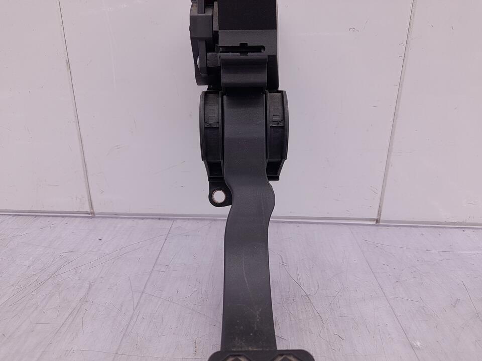 Pedale acceleratore VOLKSWAGEN POLO 4 PHASE 1 Gasolina - 1