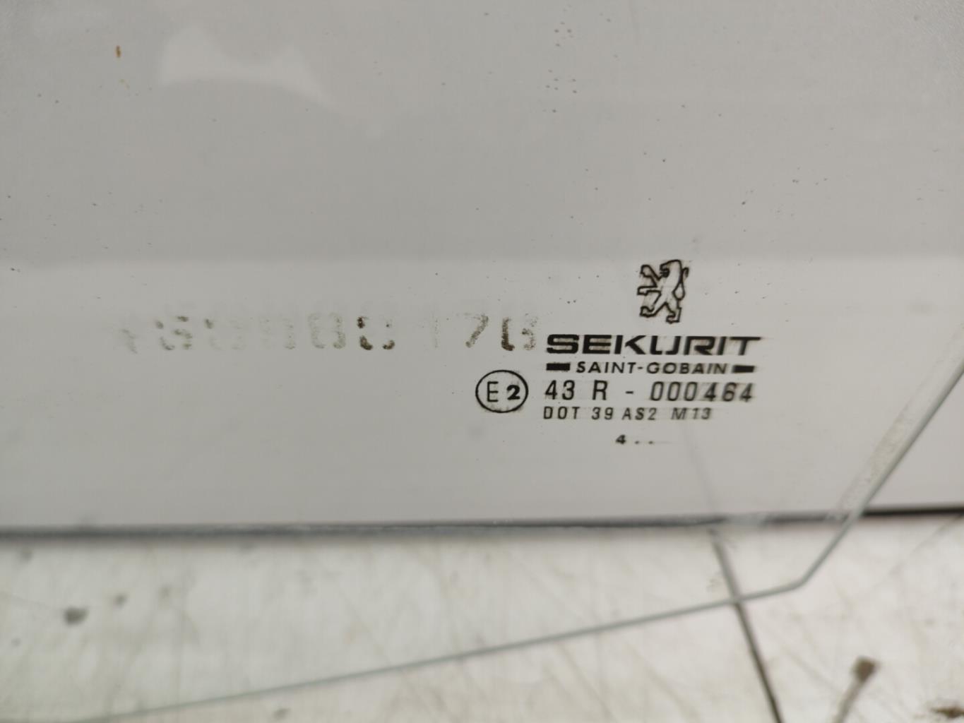 Vetro anteriore sinistro PEUGEOT 106 PHASE 1 Gasolina - 1