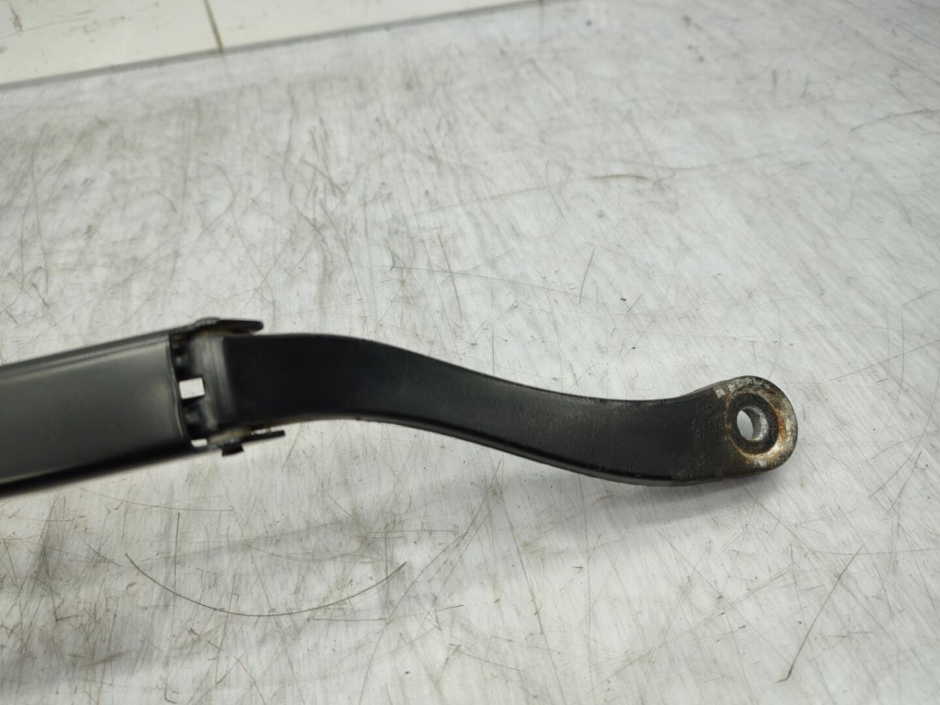 Braccio tergicristallo anteriore sinistro MERCEDES CLASSE C 204 PHASE 1 BREAK Diésel - 1