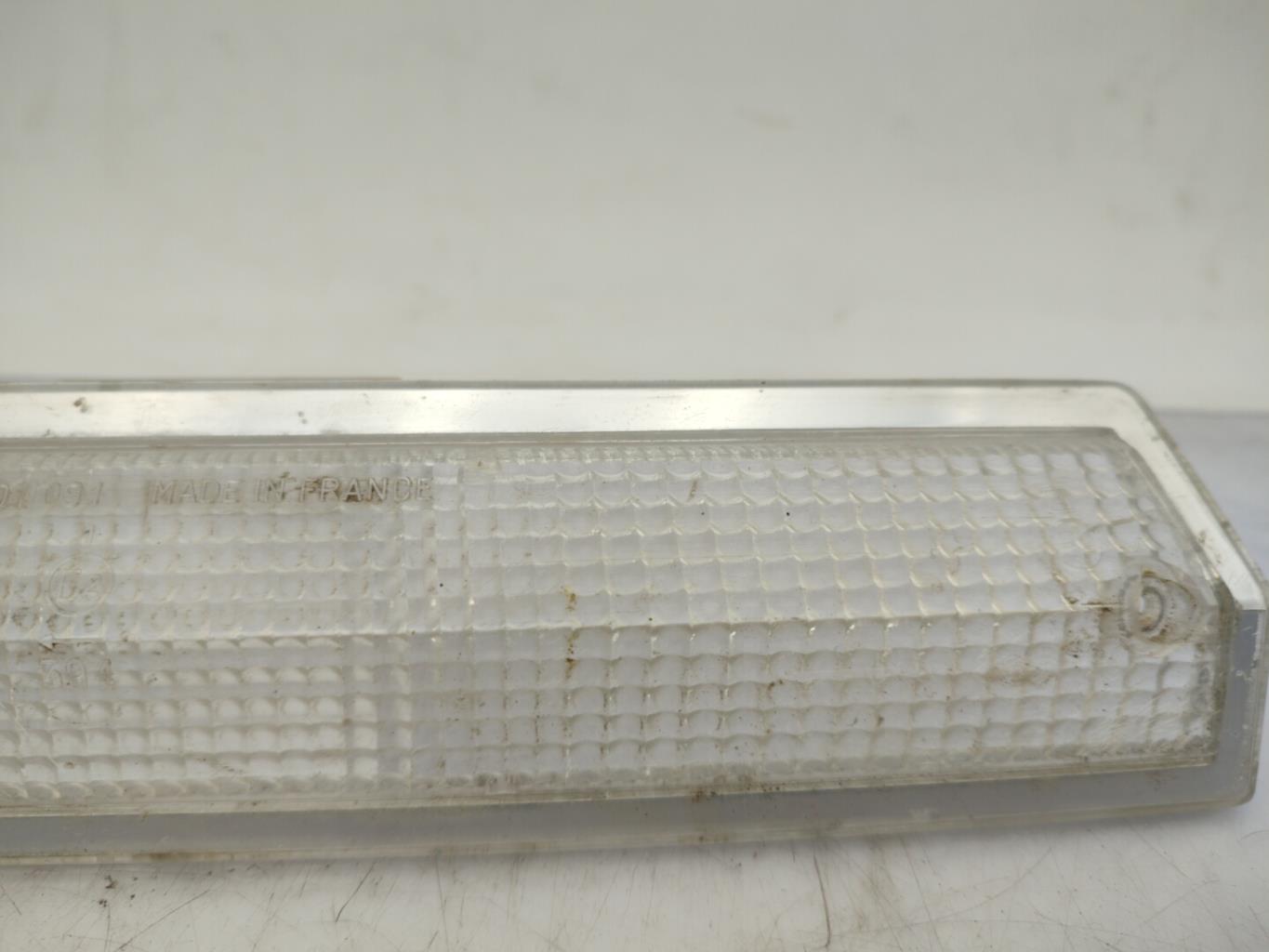 Ripetitore lampeggiante anteriore destro (Luci) PEUGEOT 504 Gasolina - 1