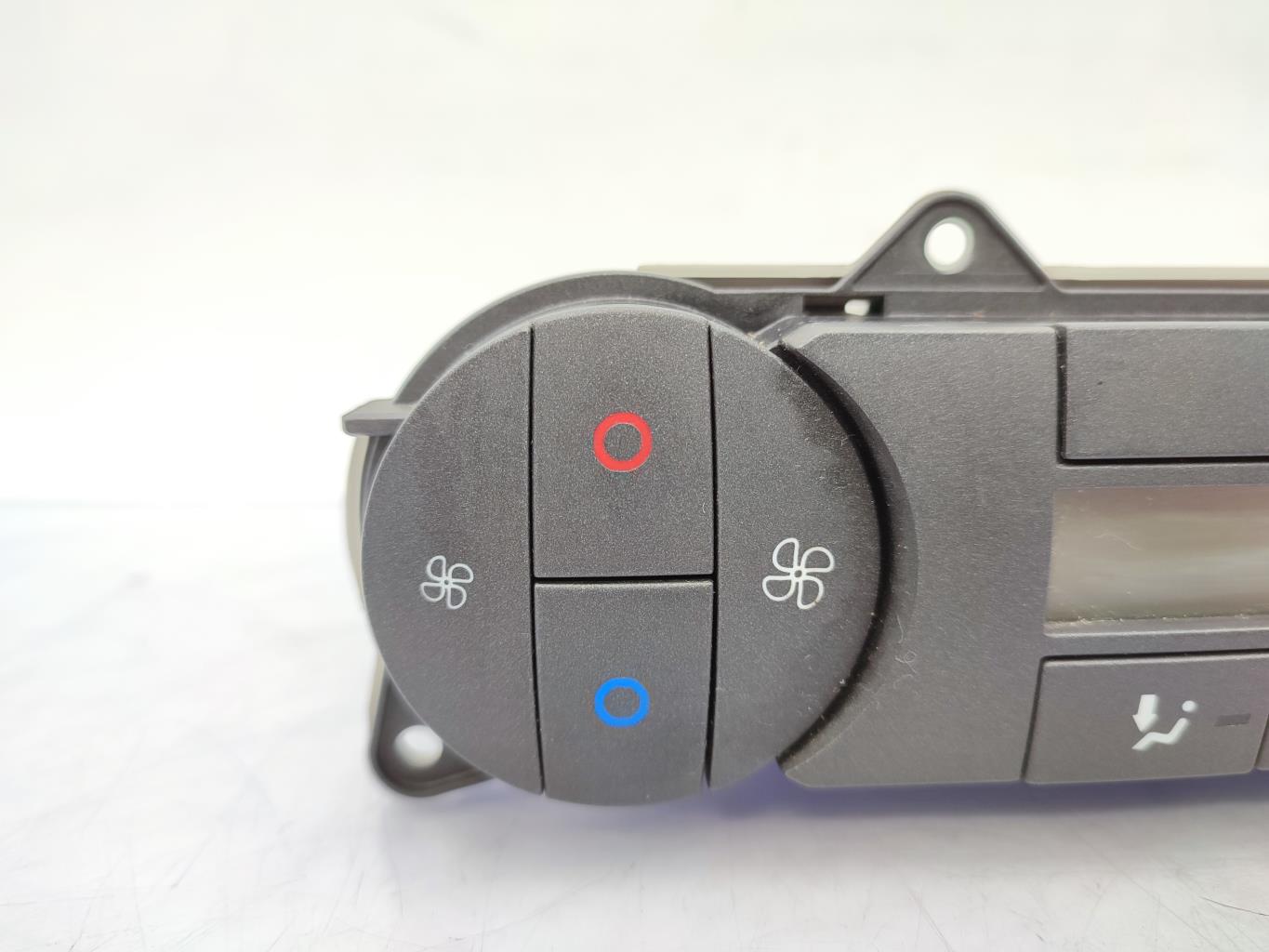 Commande chauffage FORD MONDEO 2 Diesel - 1