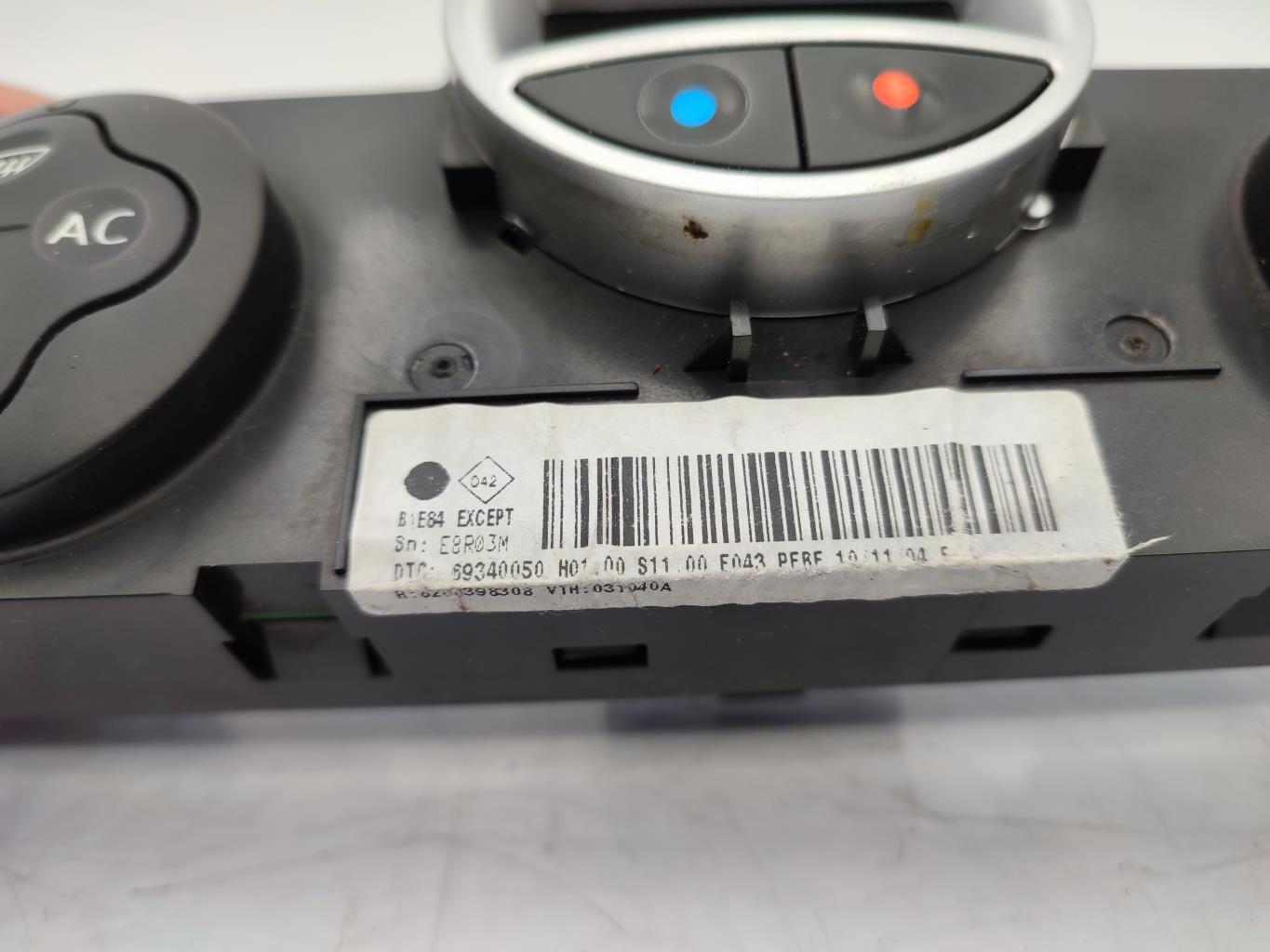 Commande chauffage RENAULT MEGANE 2 PHASE 1 Essence - 1