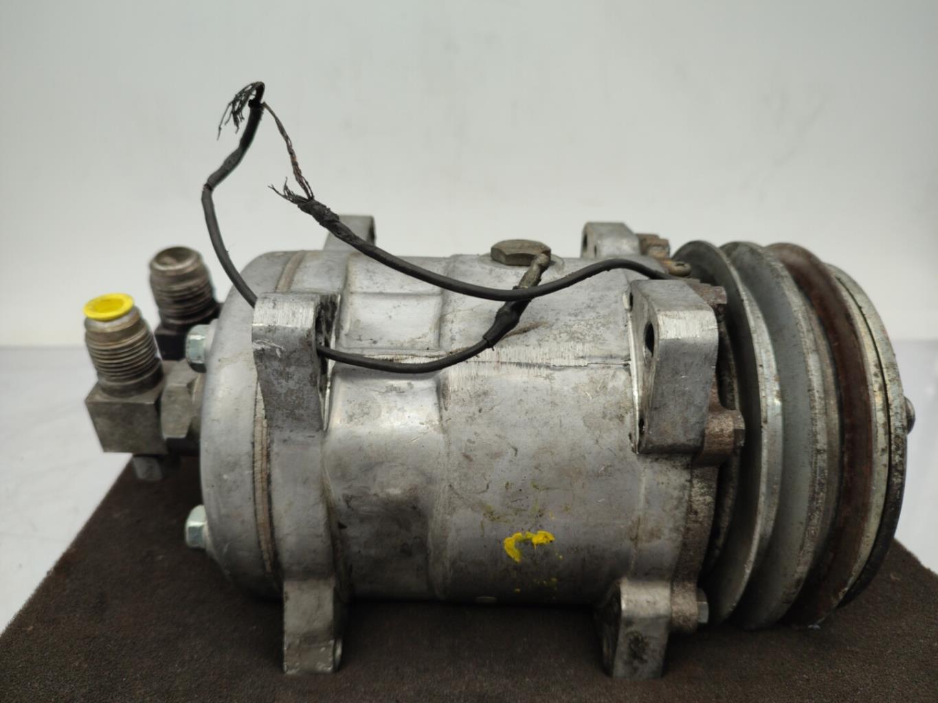Compressore clima PEUGEOT 305 PHASE 2 BREAK Diésel - 1