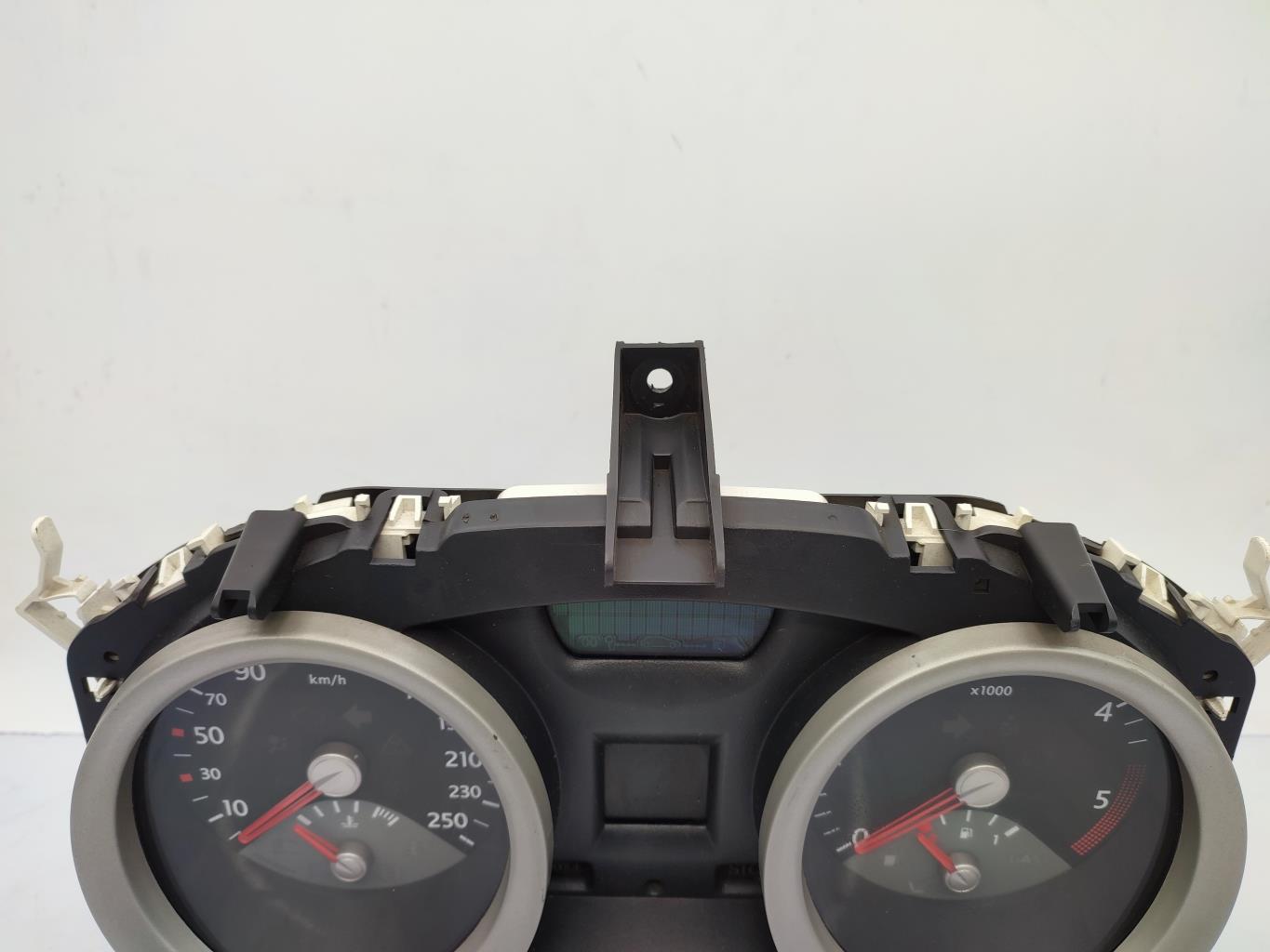 Compteur RENAULT MEGANE 2 PHASE 1 BREAK Diesel - 1