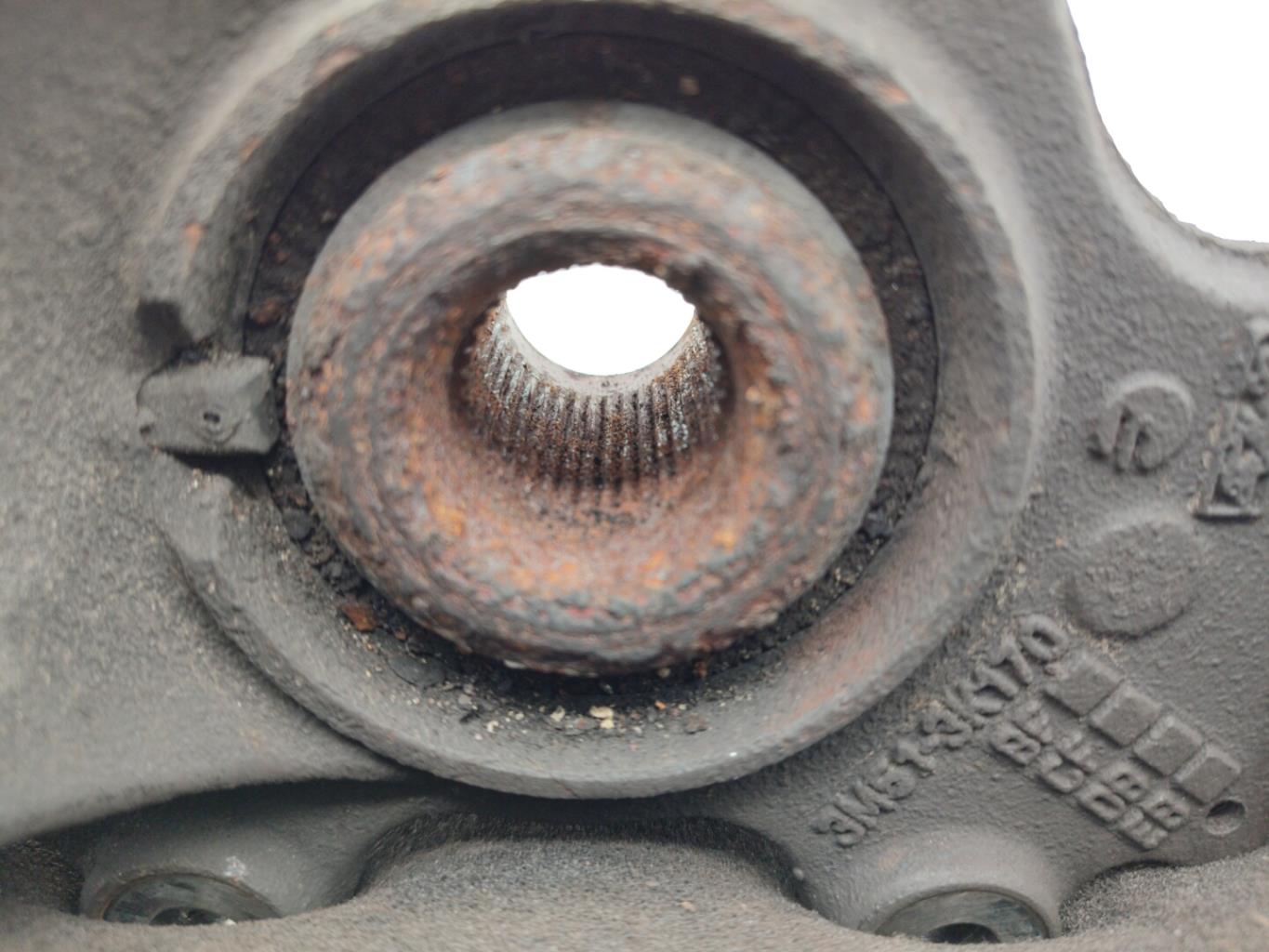 Fusee avant droit FORD C-MAX 1 PHASE 1 Diesel - 1