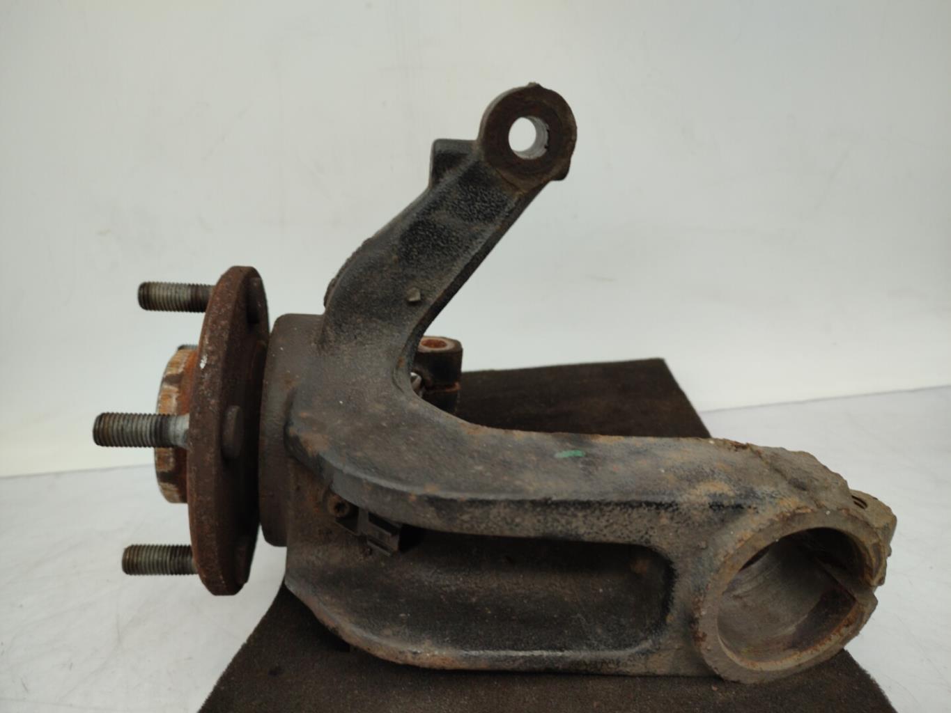 Fusee avant droit FORD MONDEO 2 Diesel - 1