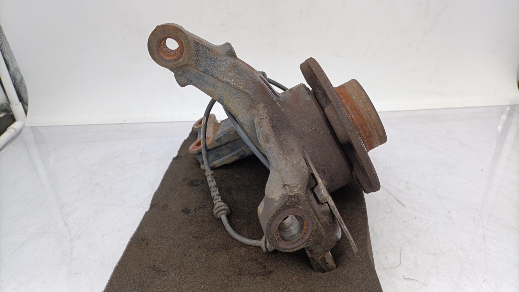 Fusee avant droit RENAULT MEGANE 3 PHASE 2 Diesel - 1