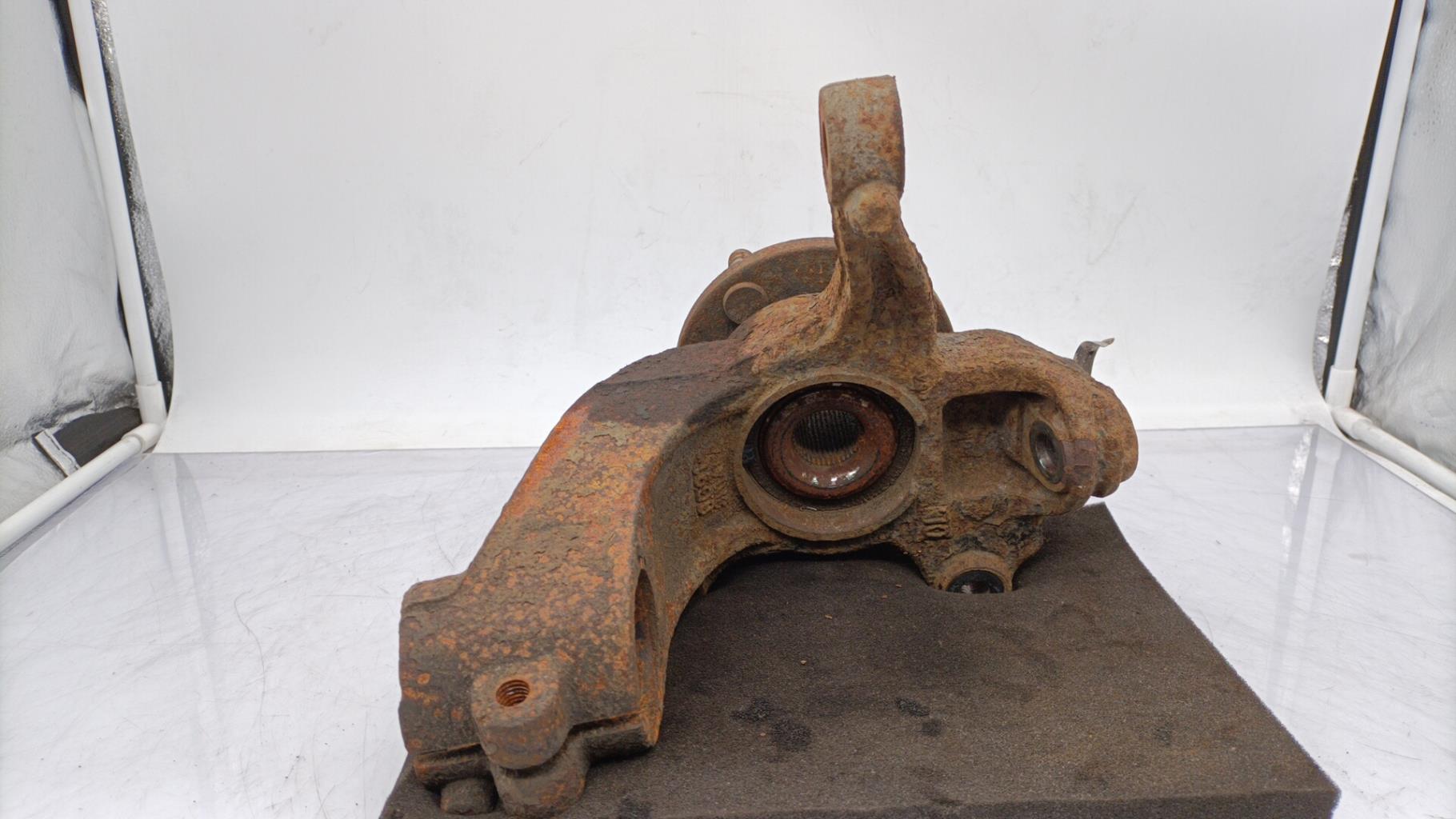 Fusee avant droit FORD S-MAX 1 PHASE 1 Diesel - 1