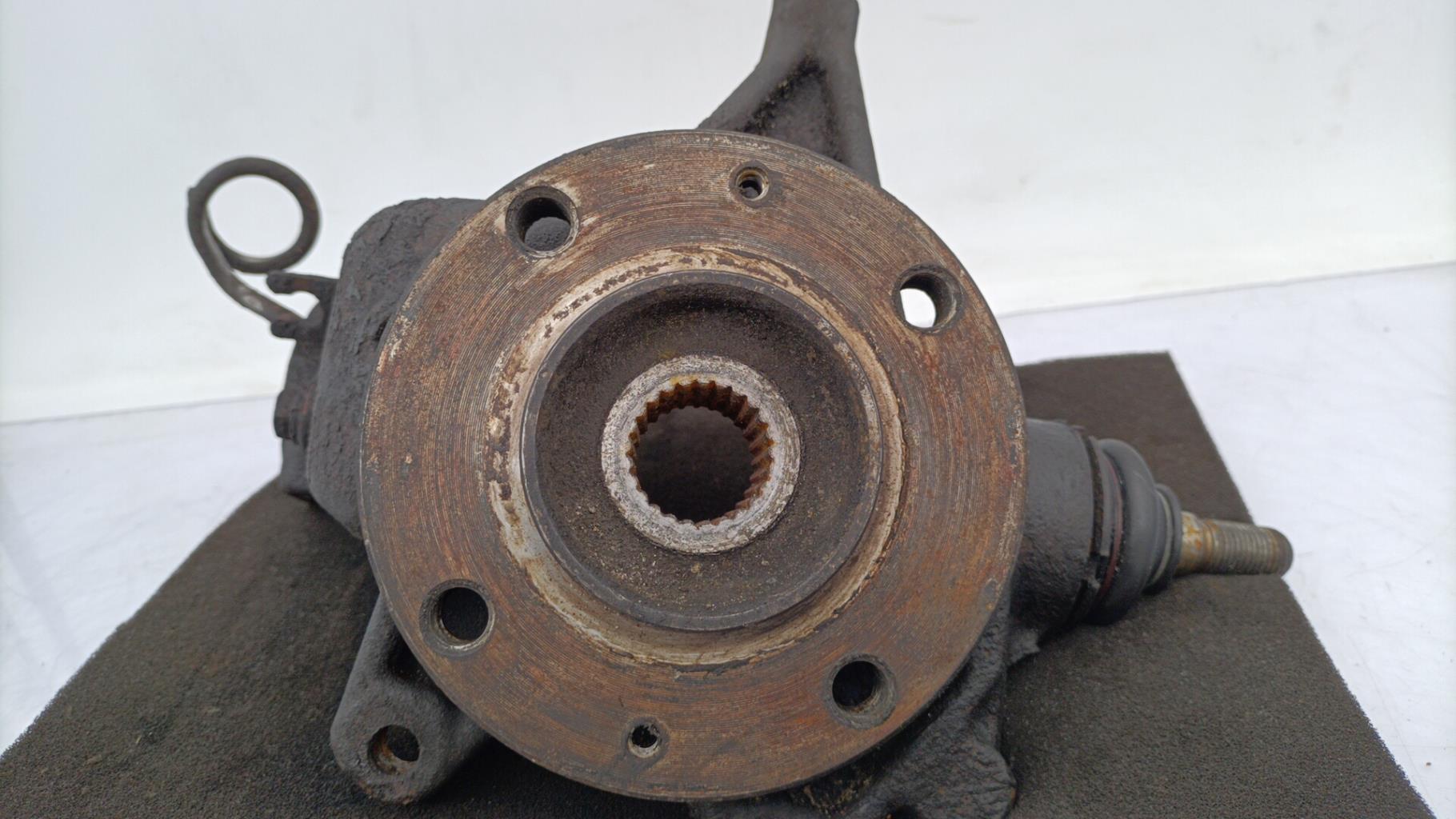 Fusee avant gauche CITROEN XANTIA PHASE 1 Diesel - 1