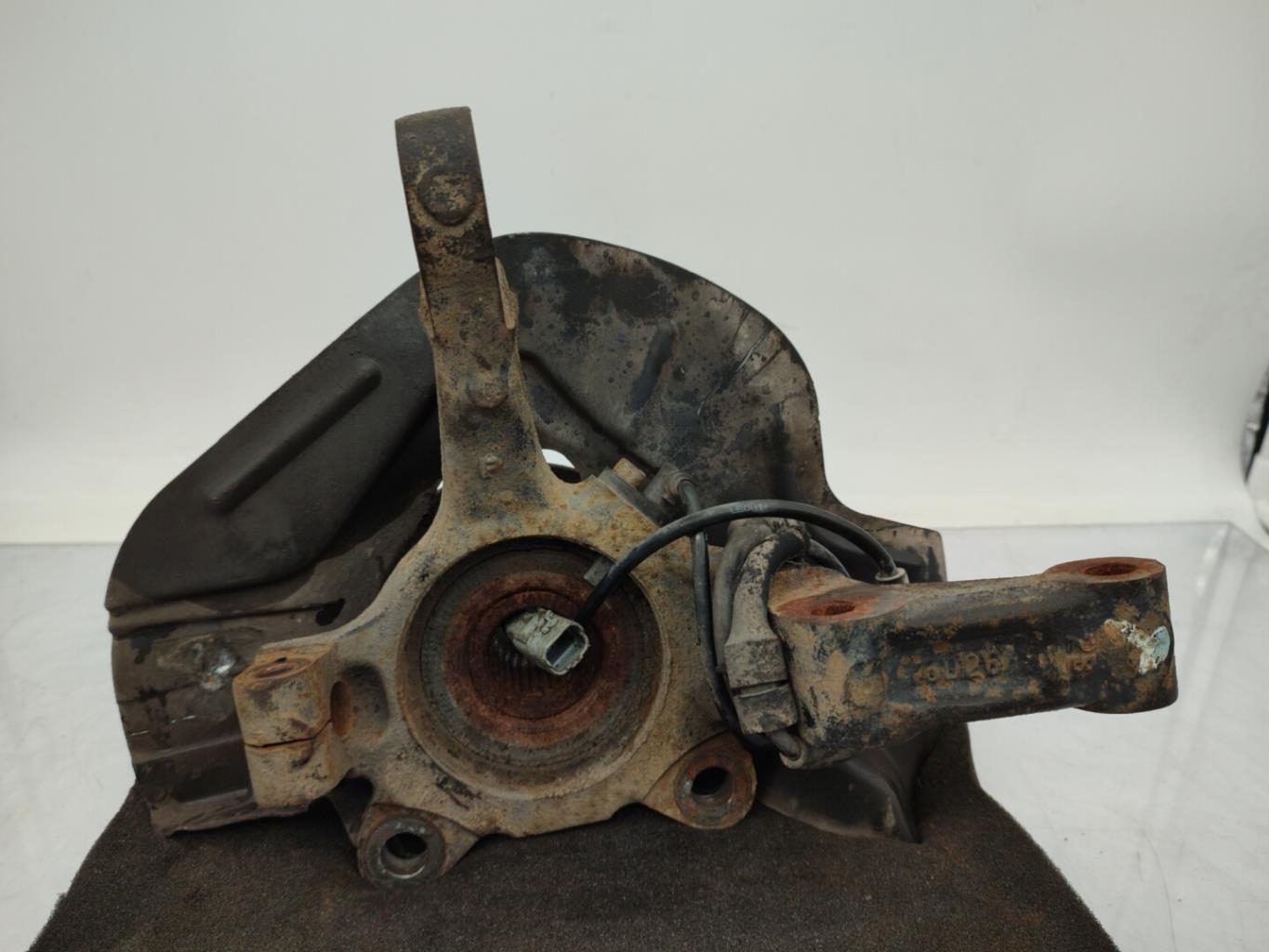Fusee avant gauche CITROEN C8 Diesel - 1