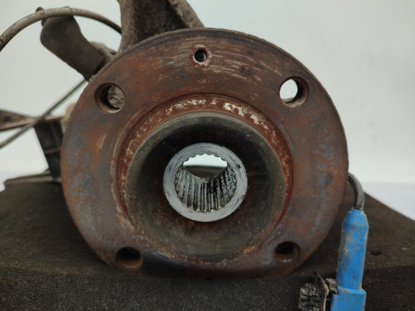 Fusee avant gauche PEUGEOT 206 PHASE 1 Diesel - 1