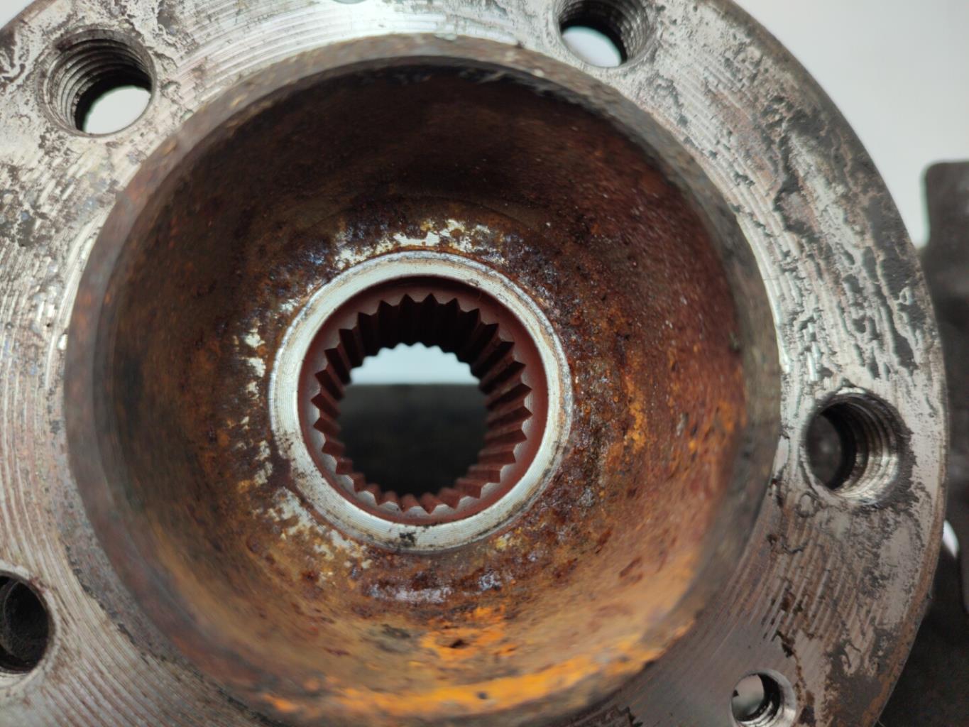 Fusee avant gauche RENAULT LATITUDE Diesel - 1