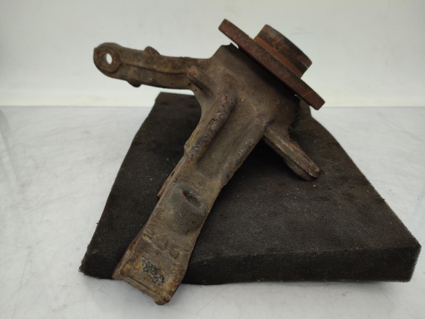 Fusee avant gauche RENAULT KANGOO 2 PHASE 1  - 1