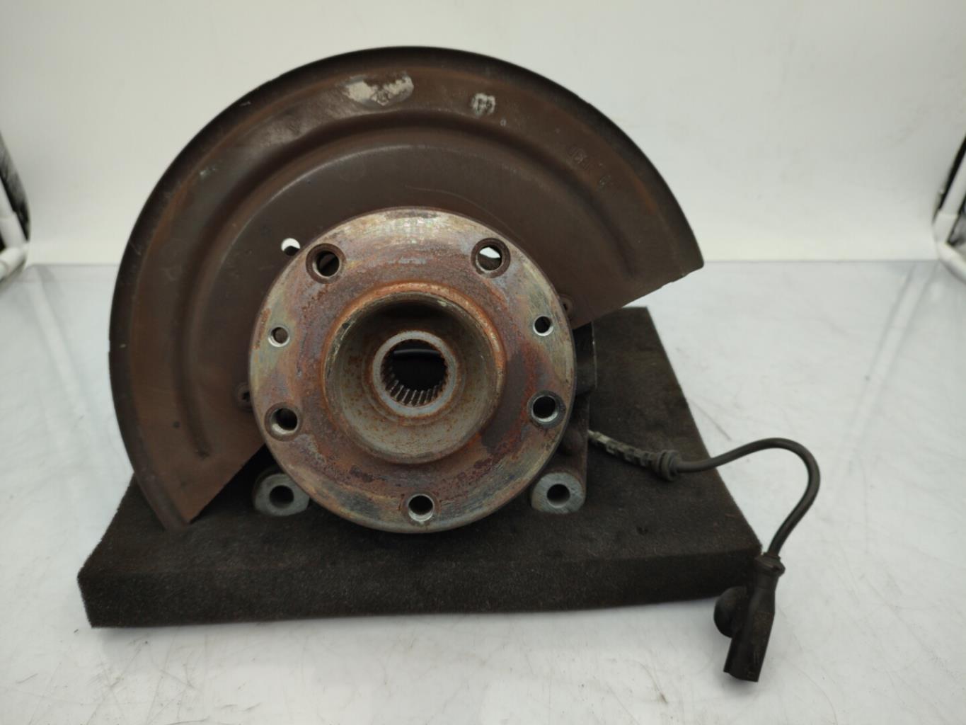 Fusee avant gauche DACIA DUSTER 1 PHASE 2 Diesel - 1