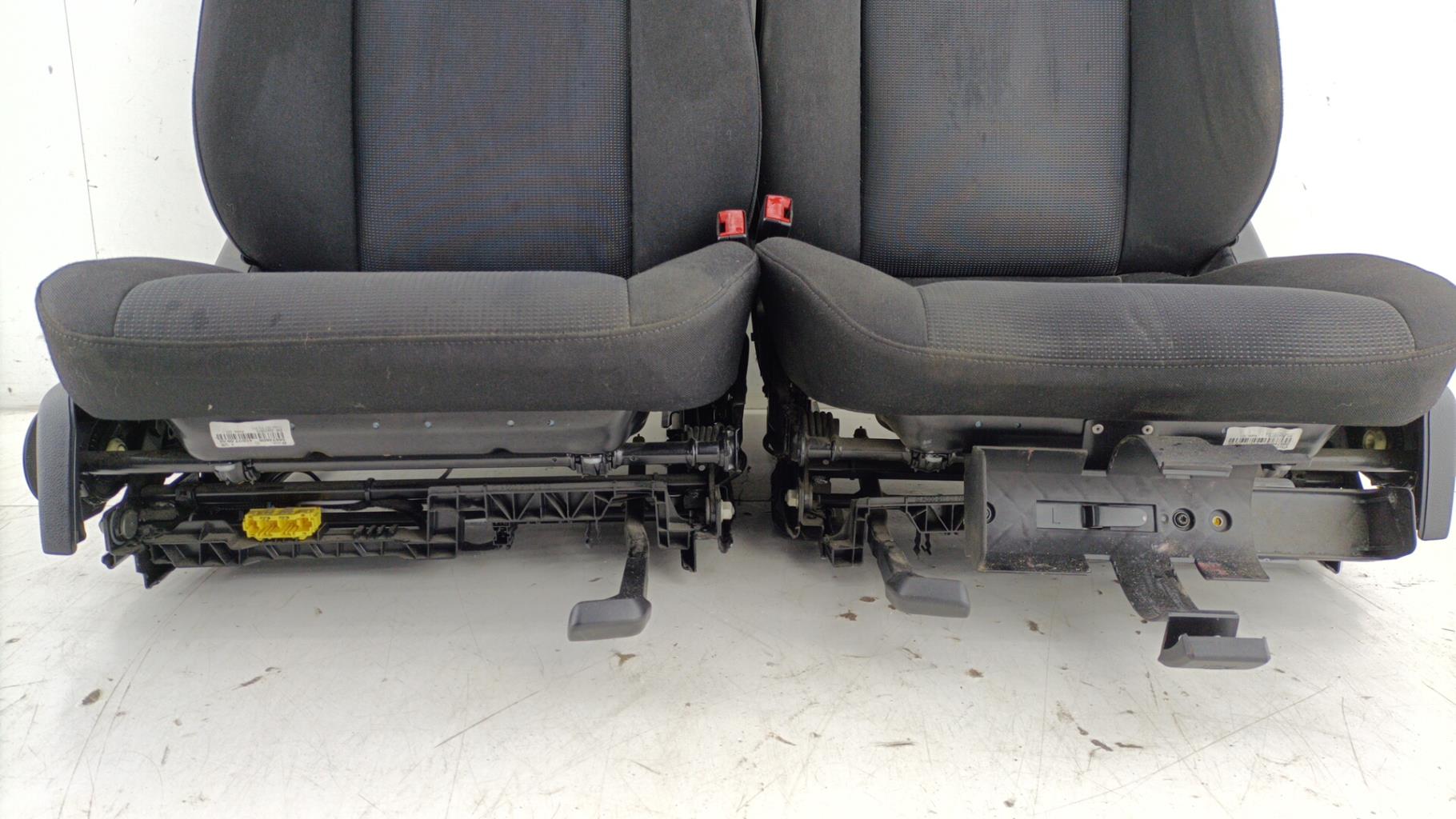 Interieur complet MERCEDES CLASSE C 204 PHASE 1 BREAK Diesel - 1