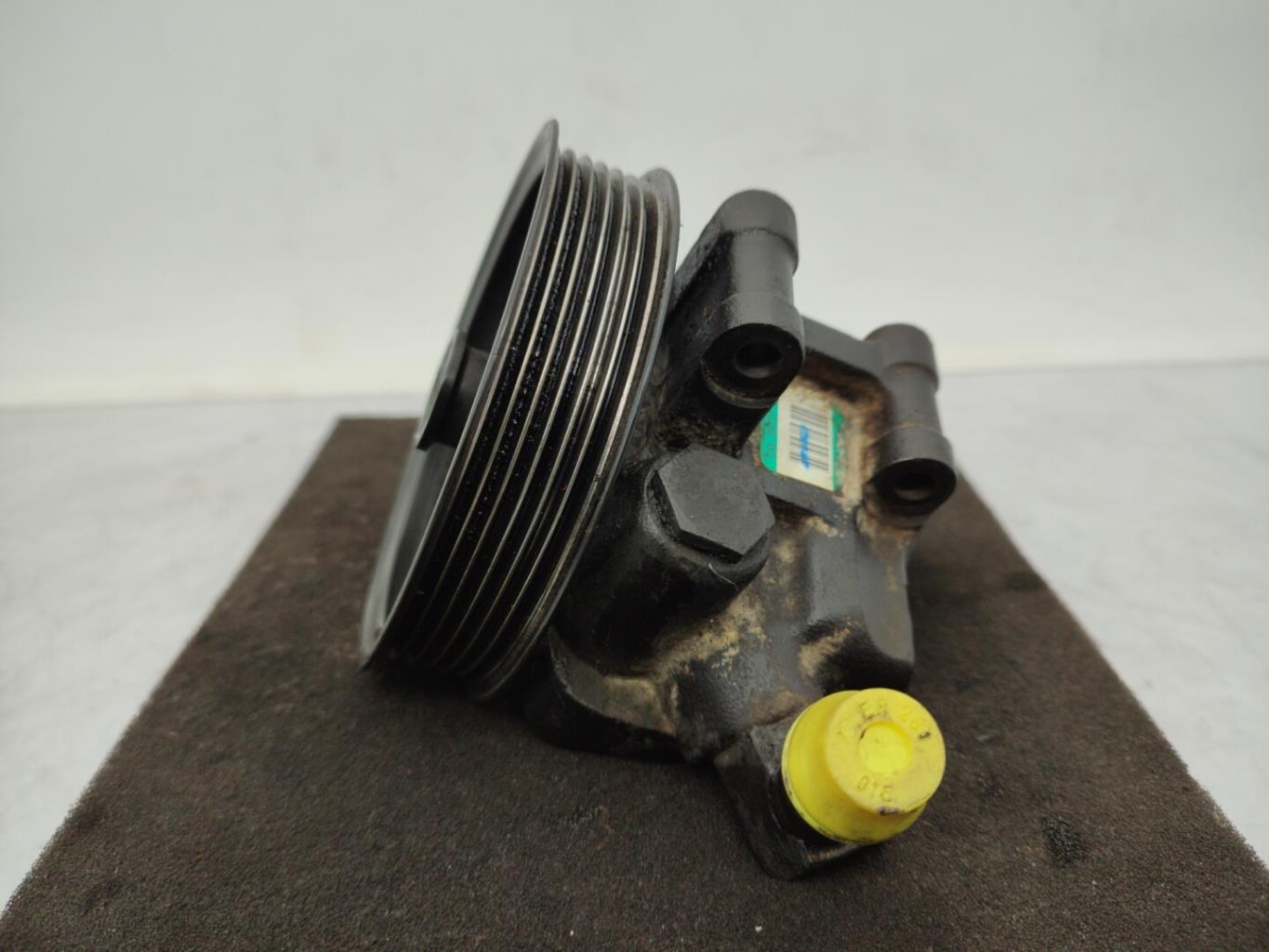 Pompe de direction FORD FOCUS 1 Diesel - 1