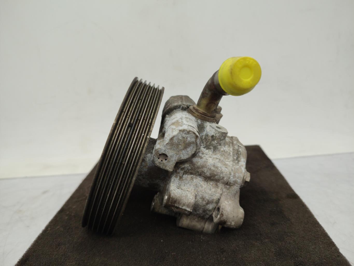 Pompe de direction FORD FIESTA 5 PHASE 1 Diesel - 1