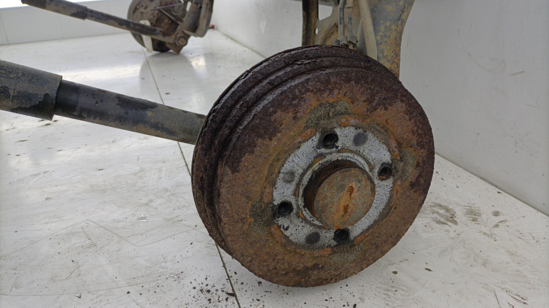 Train arriere complet NISSAN MICRA 3 PHASE 1 Essence - 1