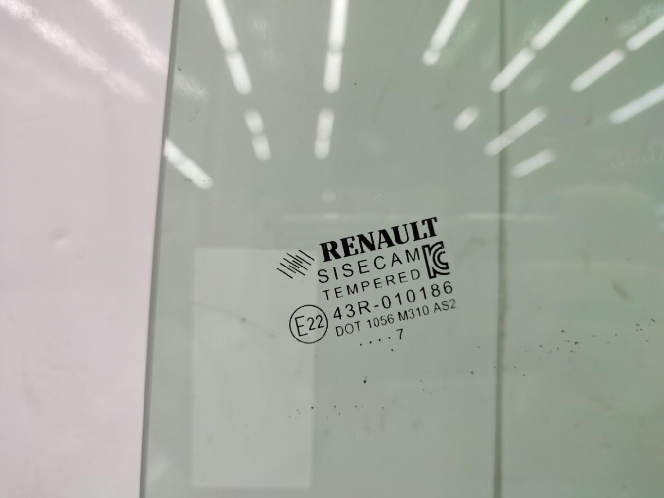 Vetro posteriore sinistro RENAULT CLIO 4 PHASE 2  - 1