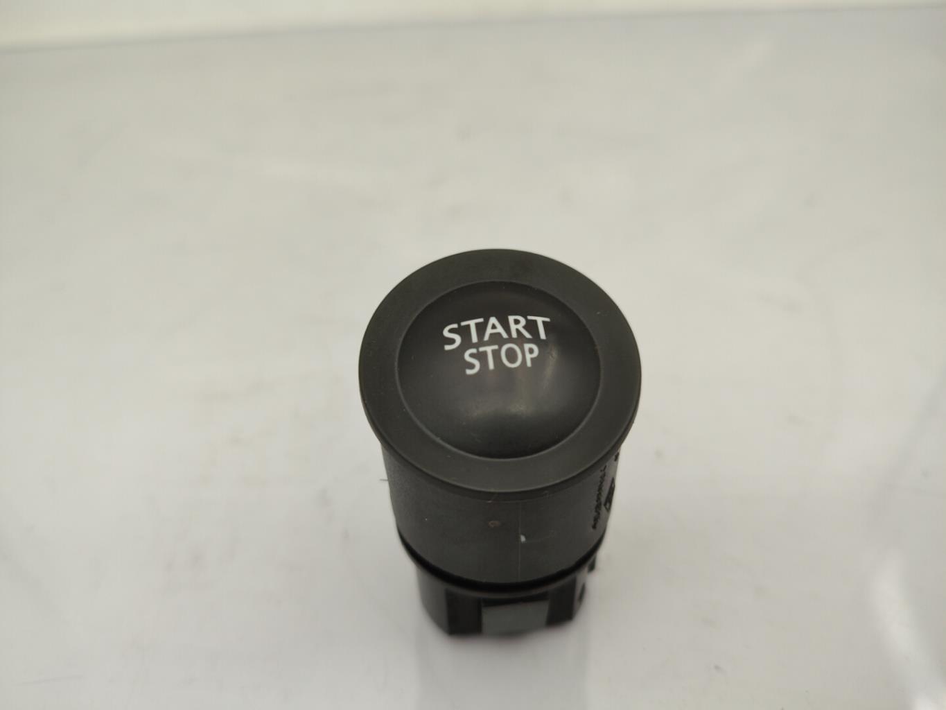 Bouton de demarrage RENAULT MEGANE 2 PHASE 2 Essence - 1