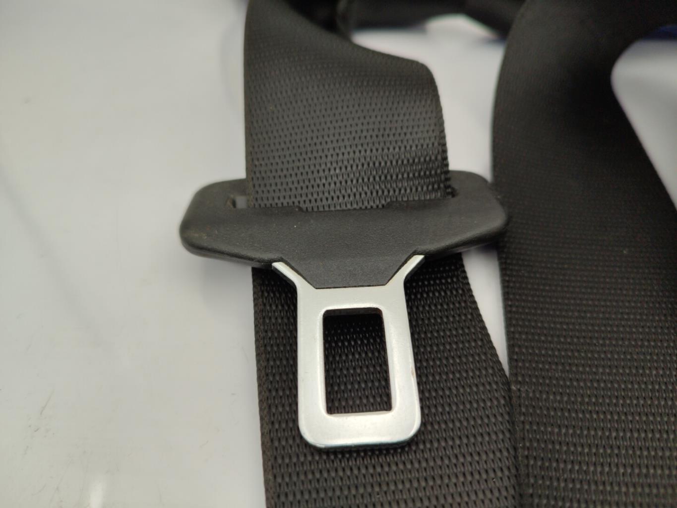 Cintura di sicurezza posteriore sinistra BMW SERIE 1 E87 PHASE 2 Diésel - 1