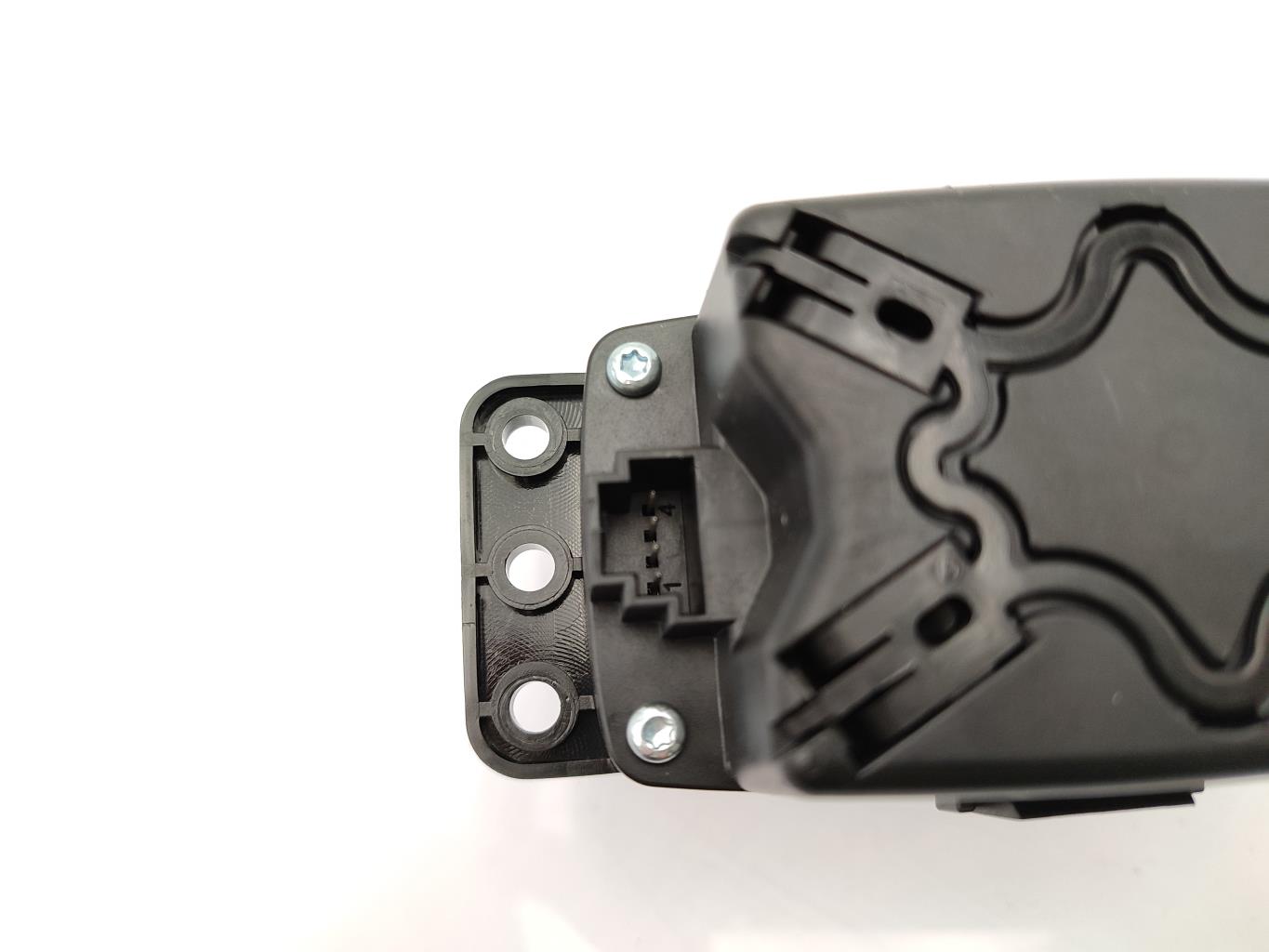 Commande GPS MERCEDES CLASSE A 176 PHASE 1 Essence - 1