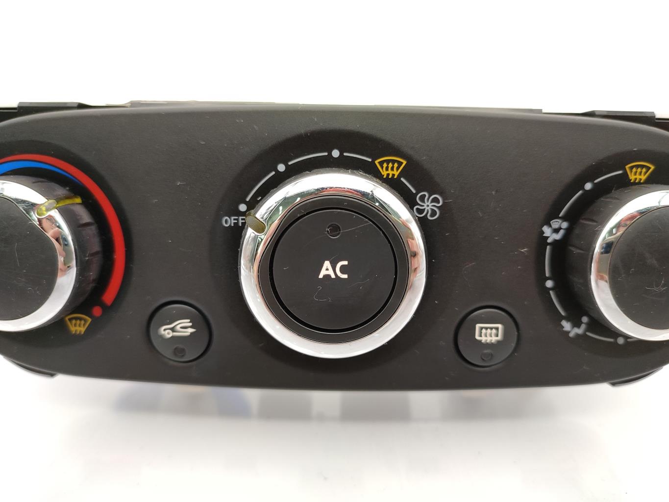 Commande chauffage RENAULT CLIO 4 PHASE 1 Diesel - 1
