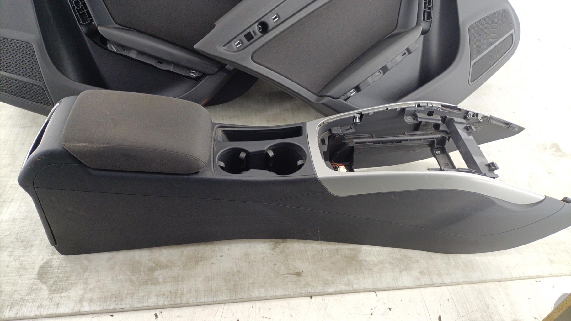 Interieur complet AUDI A4 3 PHASE 1 Diesel - 1