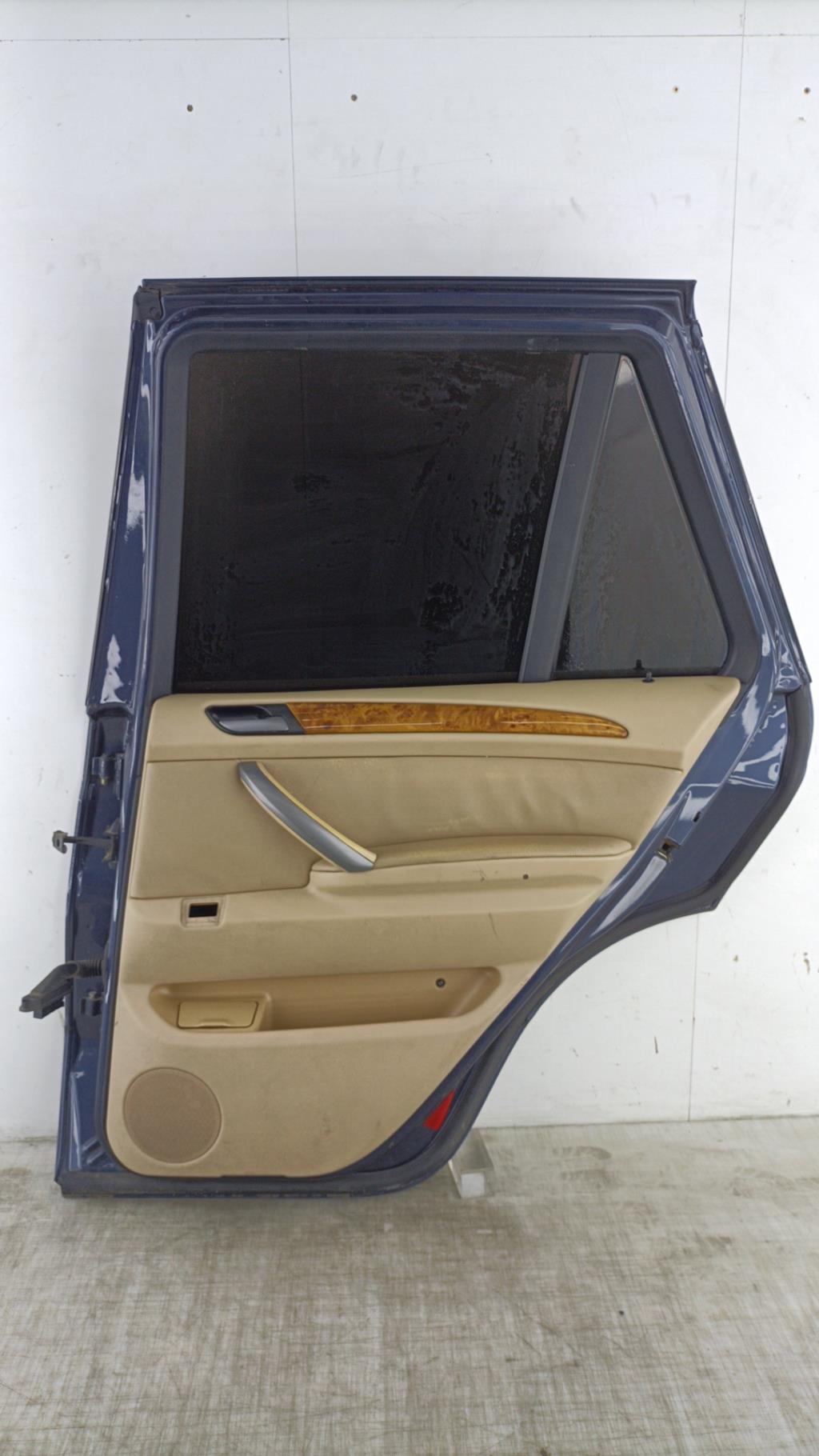 Puerta trasera derecha BMW X5 E53 Diésel - 1