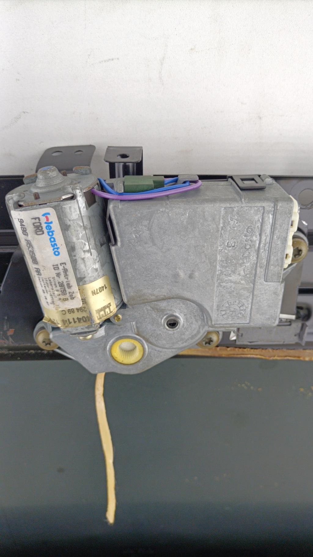 Toit ouvrant FORD MONDEO 1 PHASE 2 Essence - 1