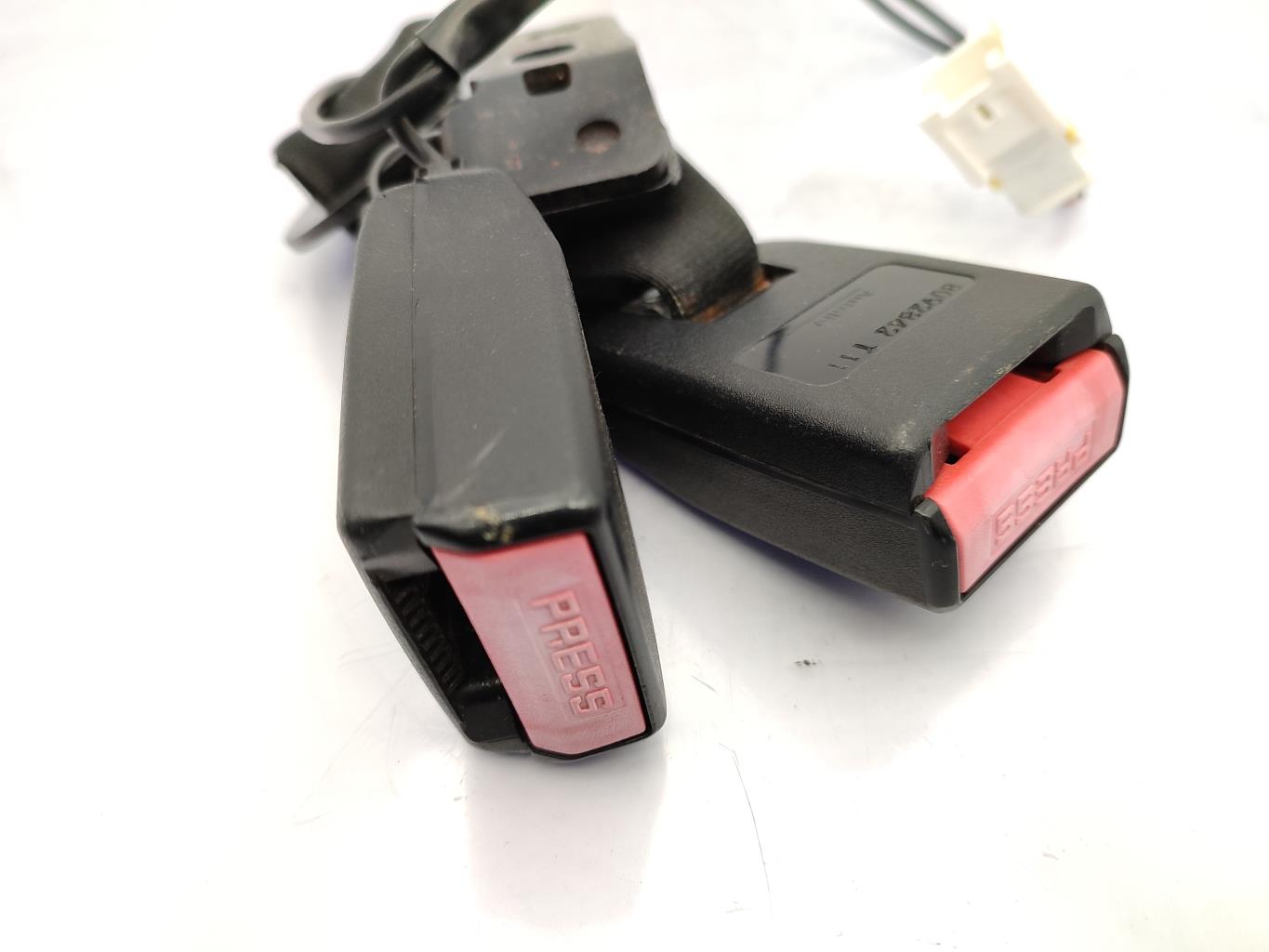 Aggancio cintura sicurezza posteriore destro CITROEN C4 1 PHASE 1 Diésel - 1