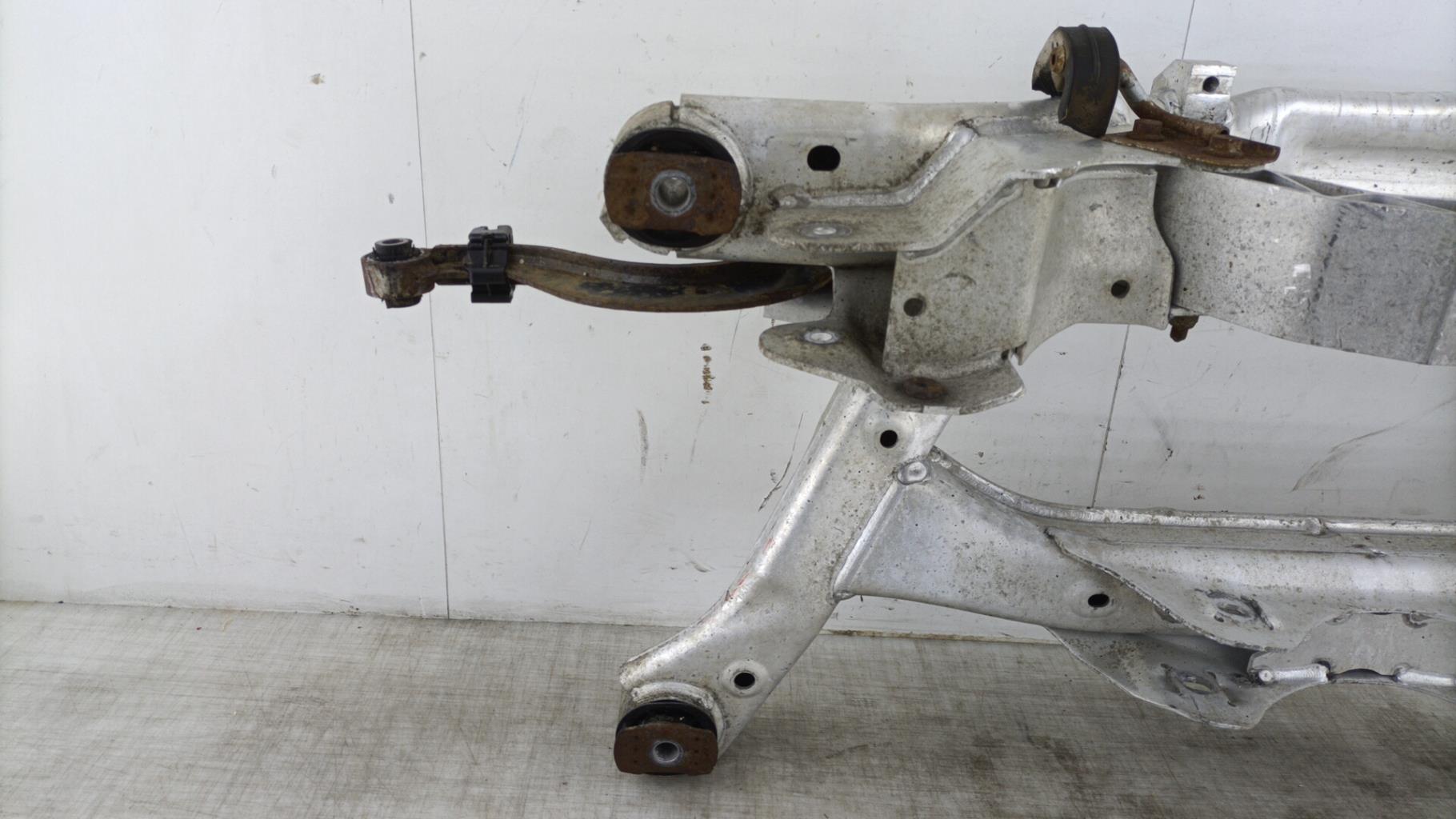 Berceau arriere AUDI A3 2 PHASE 1 Diesel - 1