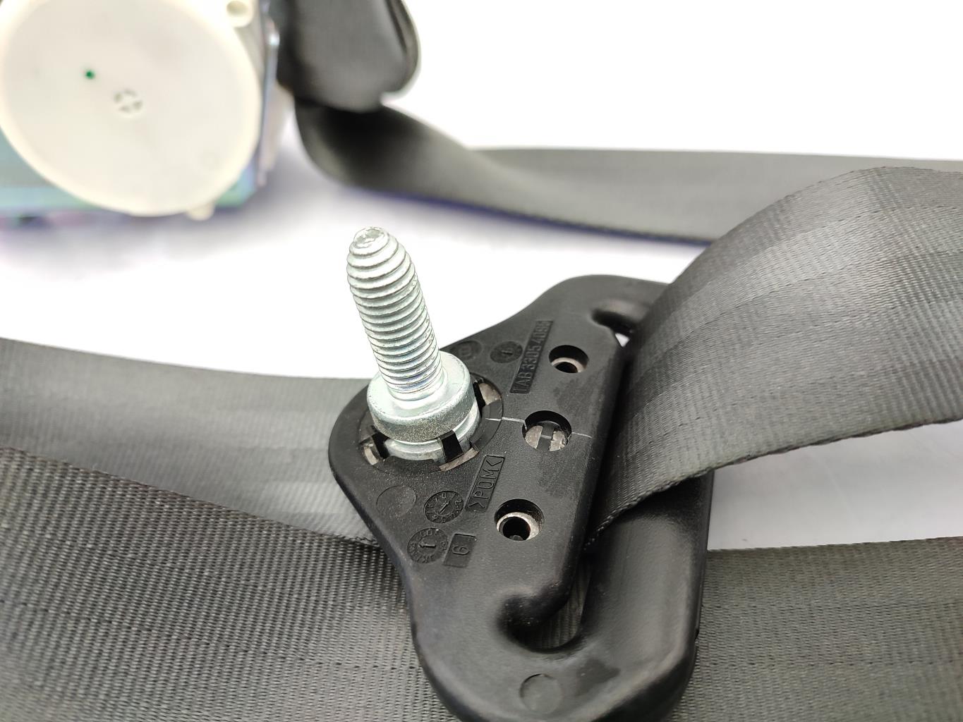 Cintura di sicurezza posteriore destra RENAULT CLIO 3 PHASE 2 BREAK Diésel - 1