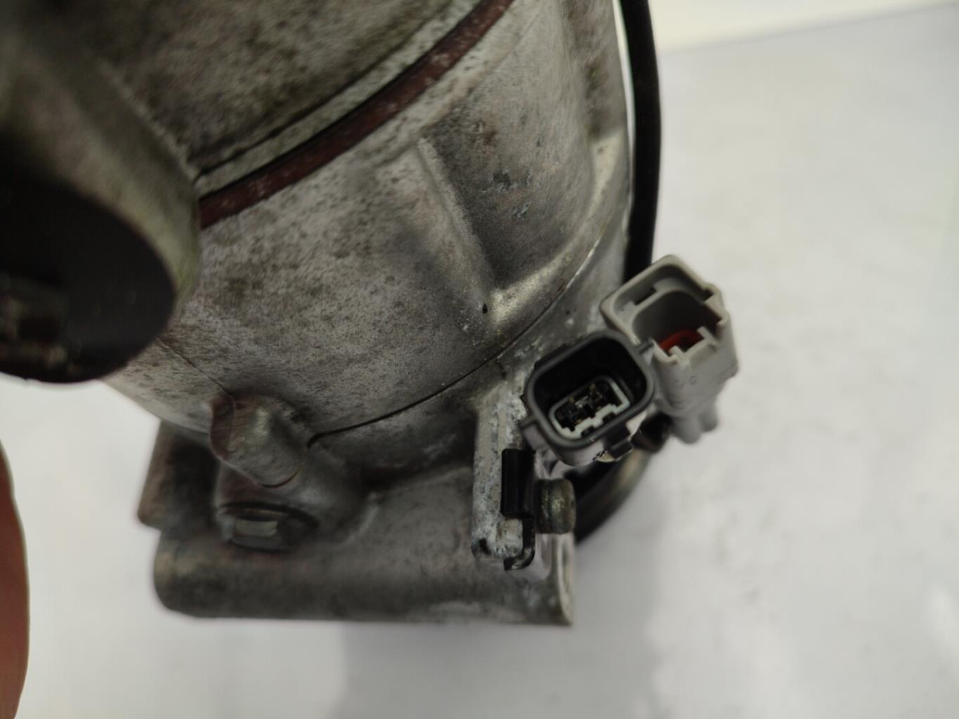 Compresseur clim RENAULT CLIO 4 PHASE 1 Essence - 1