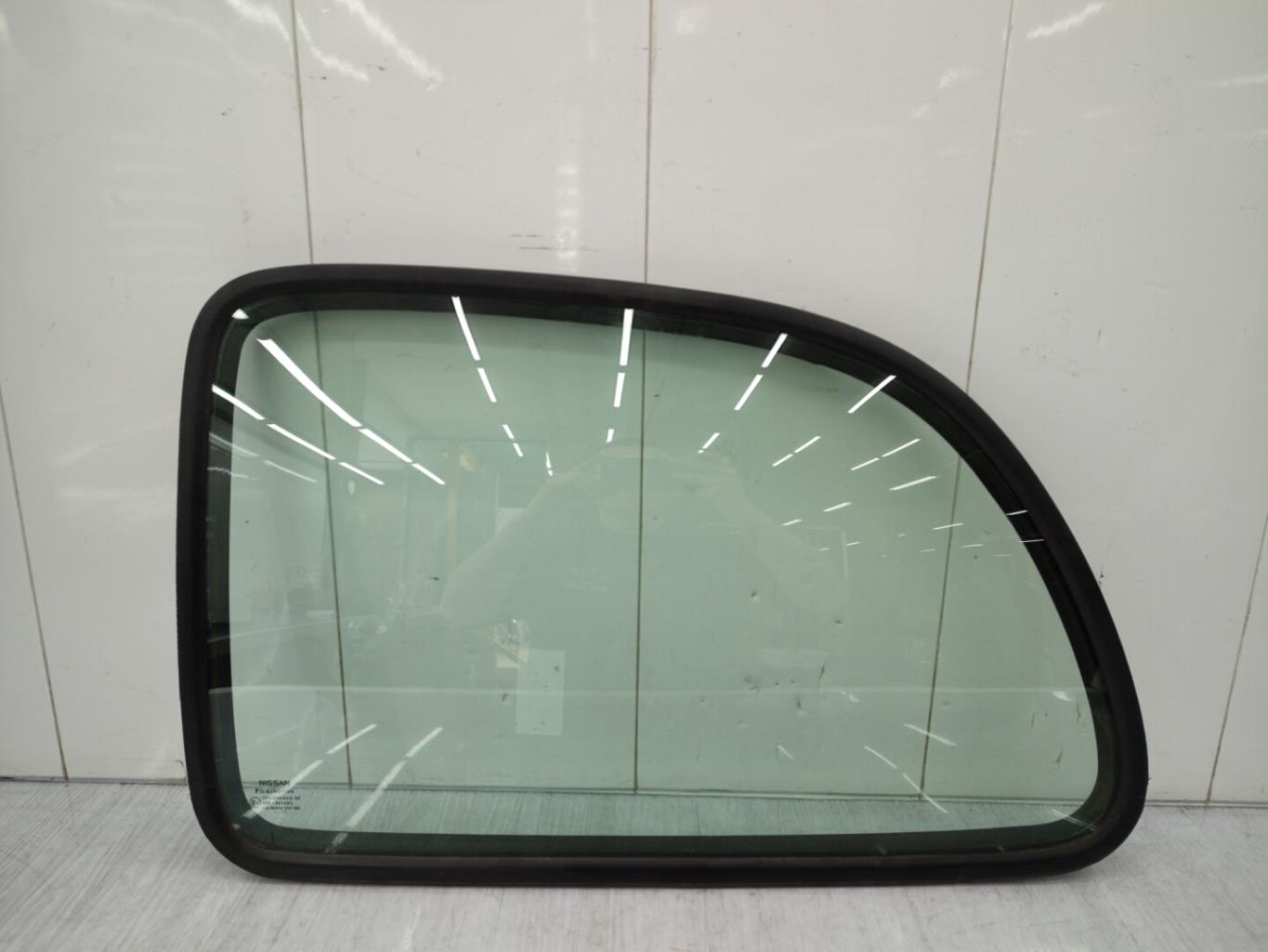Custode arriere gauche NISSAN MICRA 2 PHASE 4 Essence - 1