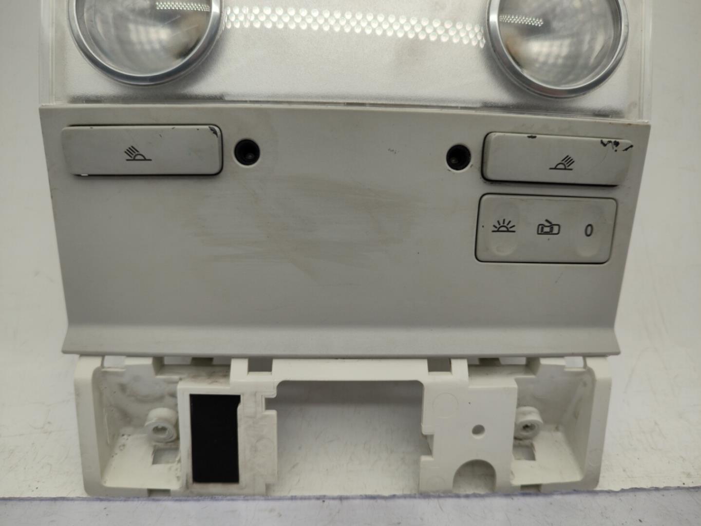 Luce di cortesia VOLKSWAGEN GOLF 6 Diésel - 1