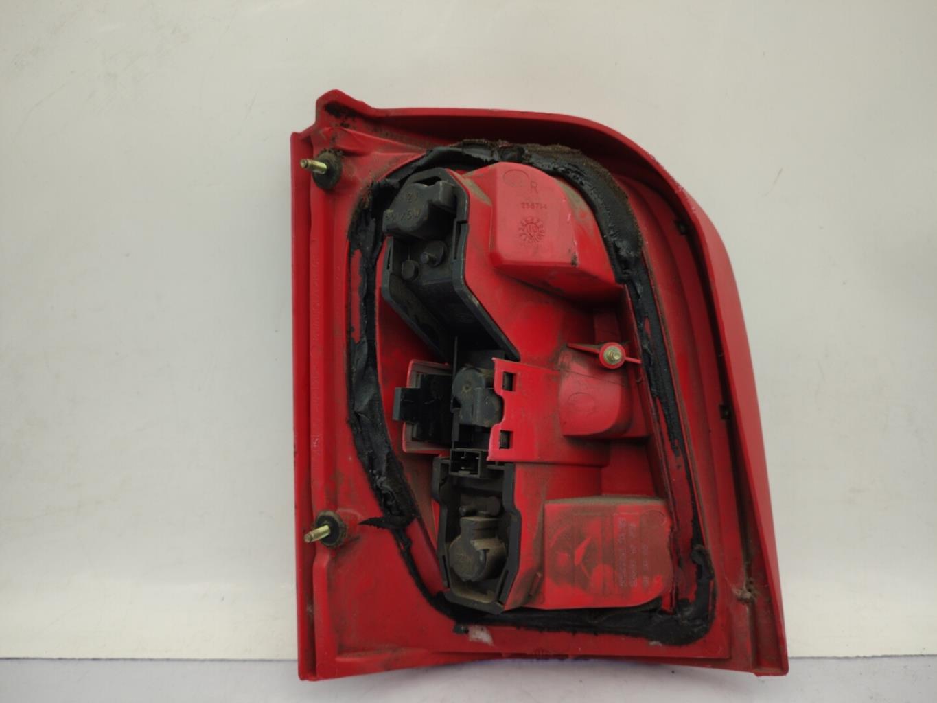 Fanale posteriore principale destro (luci) NISSAN MICRA 2 PHASE 4 Gasolina - 1