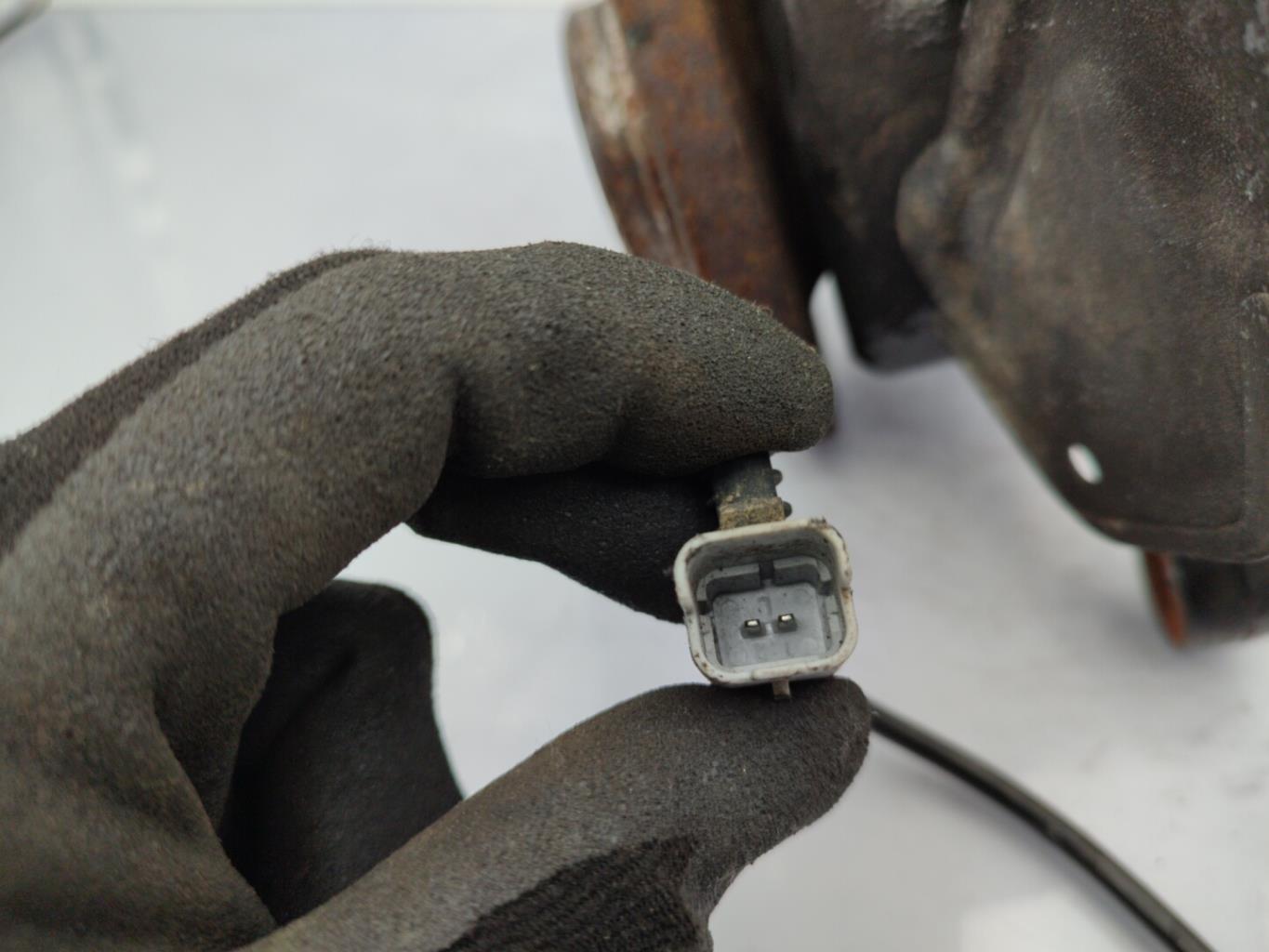 Fusee avant gauche PEUGEOT EXPERT 2 Diesel - 1