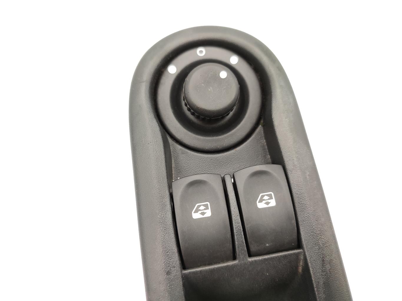 Interruttore lavacristalli anteriore sinistro RENAULT CLIO 3 PHASE 2 Gasolina - 1